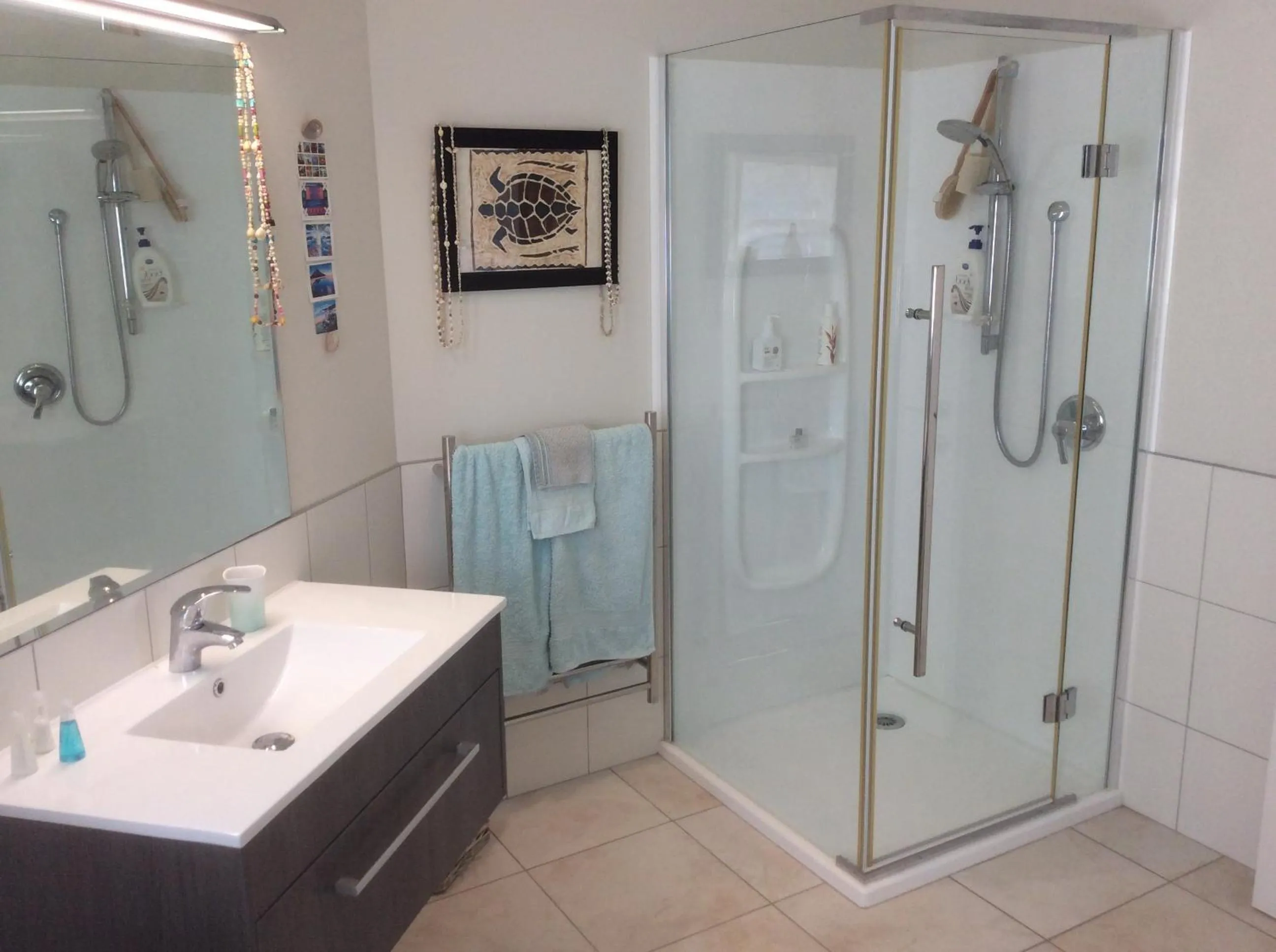 Shower in Al Der Rocs B & B