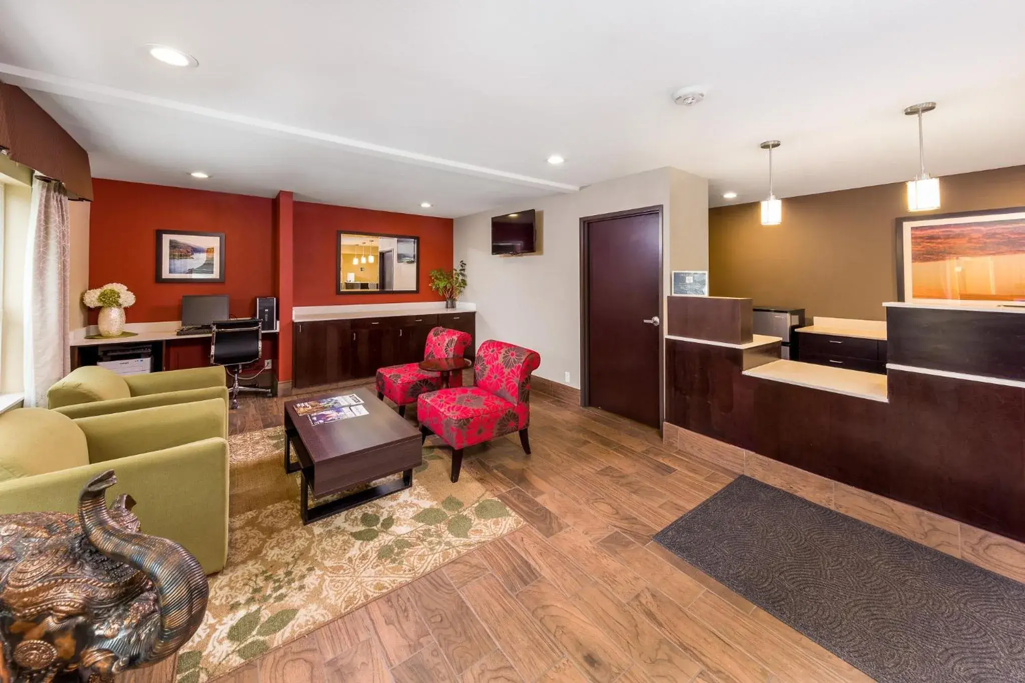 Lobby or reception in Sunset Motel Hood River Lobby or reception in Sunset Motel Hood River