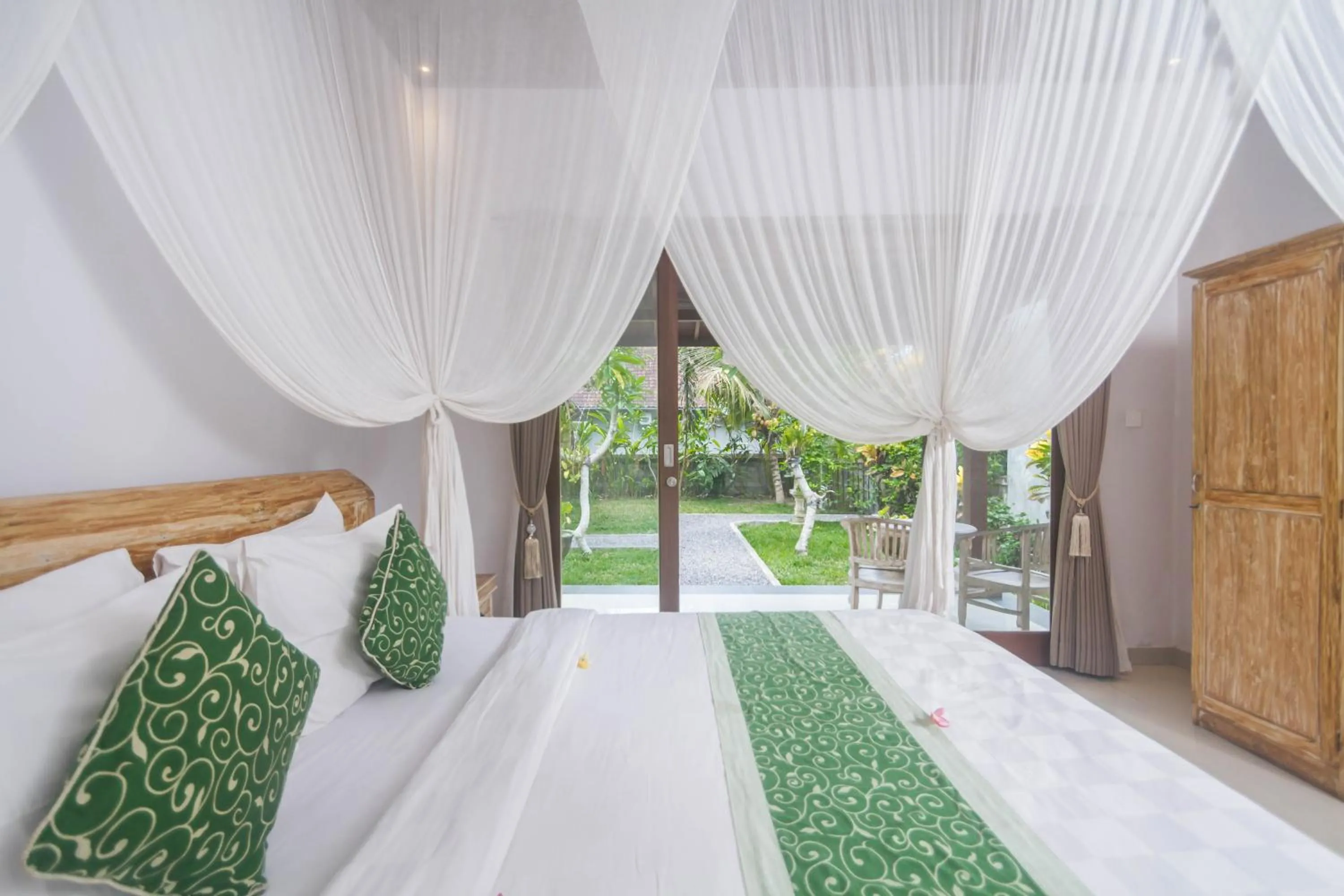Bed in Parthi Puri Ubud