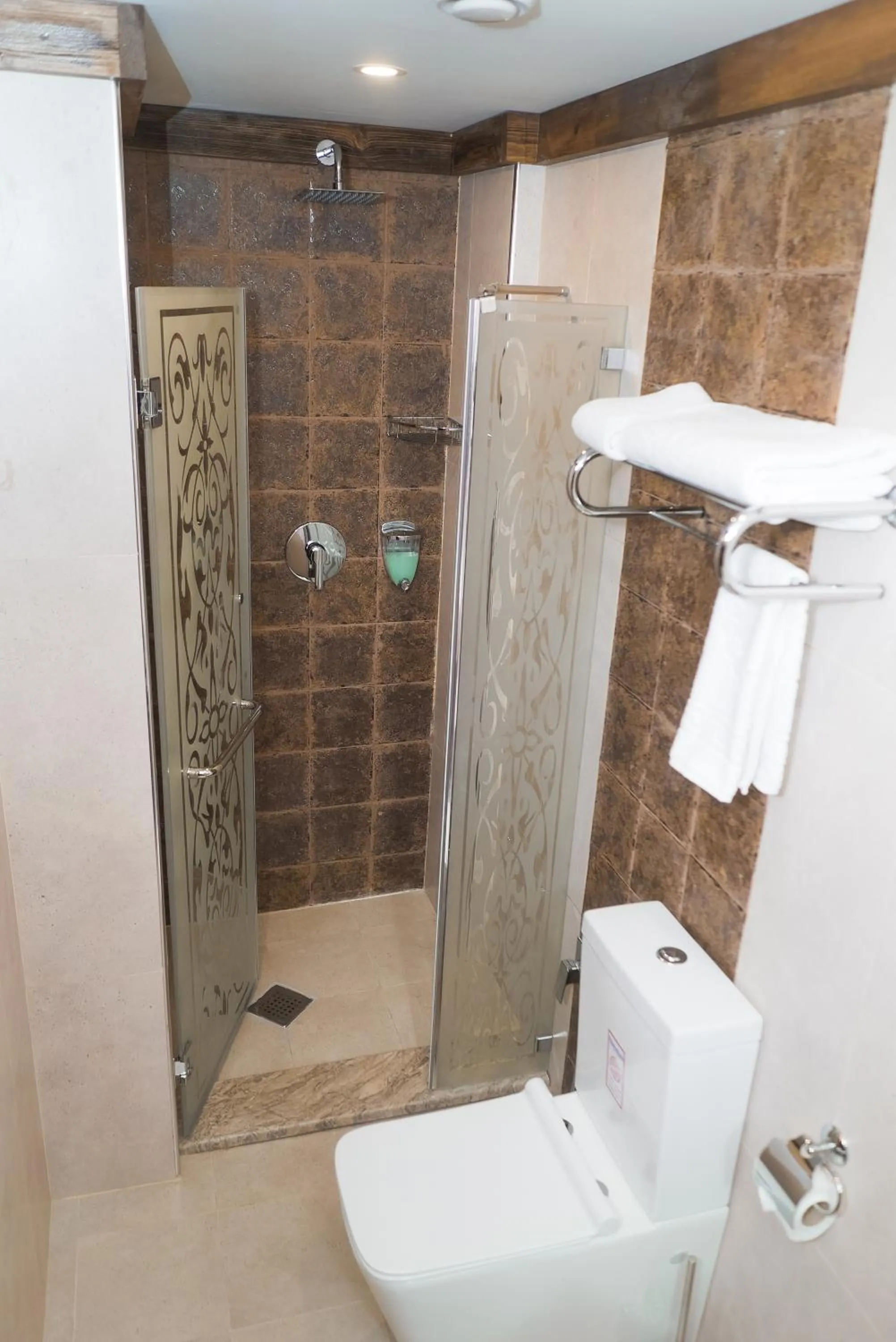 Bathroom in Maajid Boutique Hotel