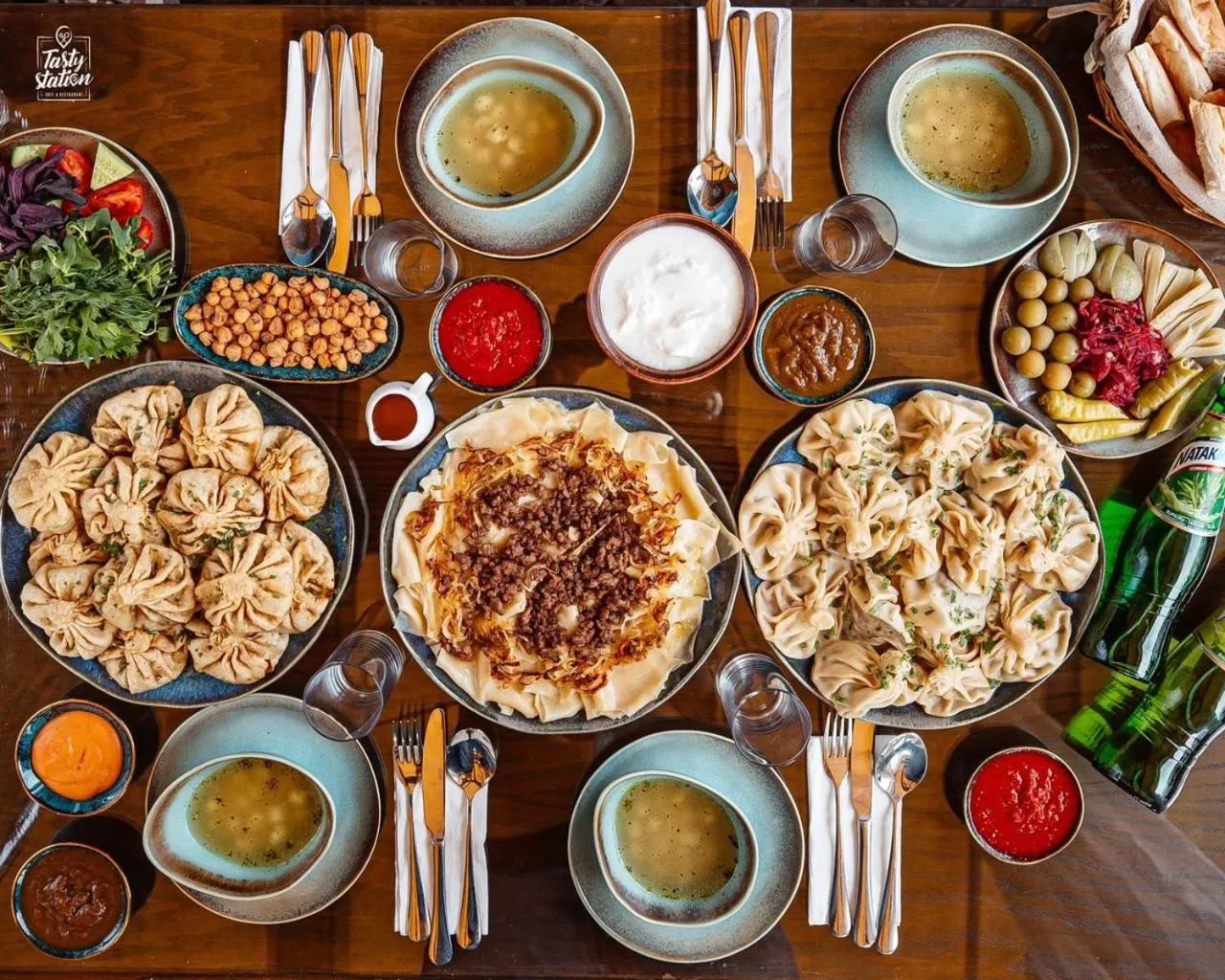 Restaurant/places to eat in Maajid Boutique Hotel