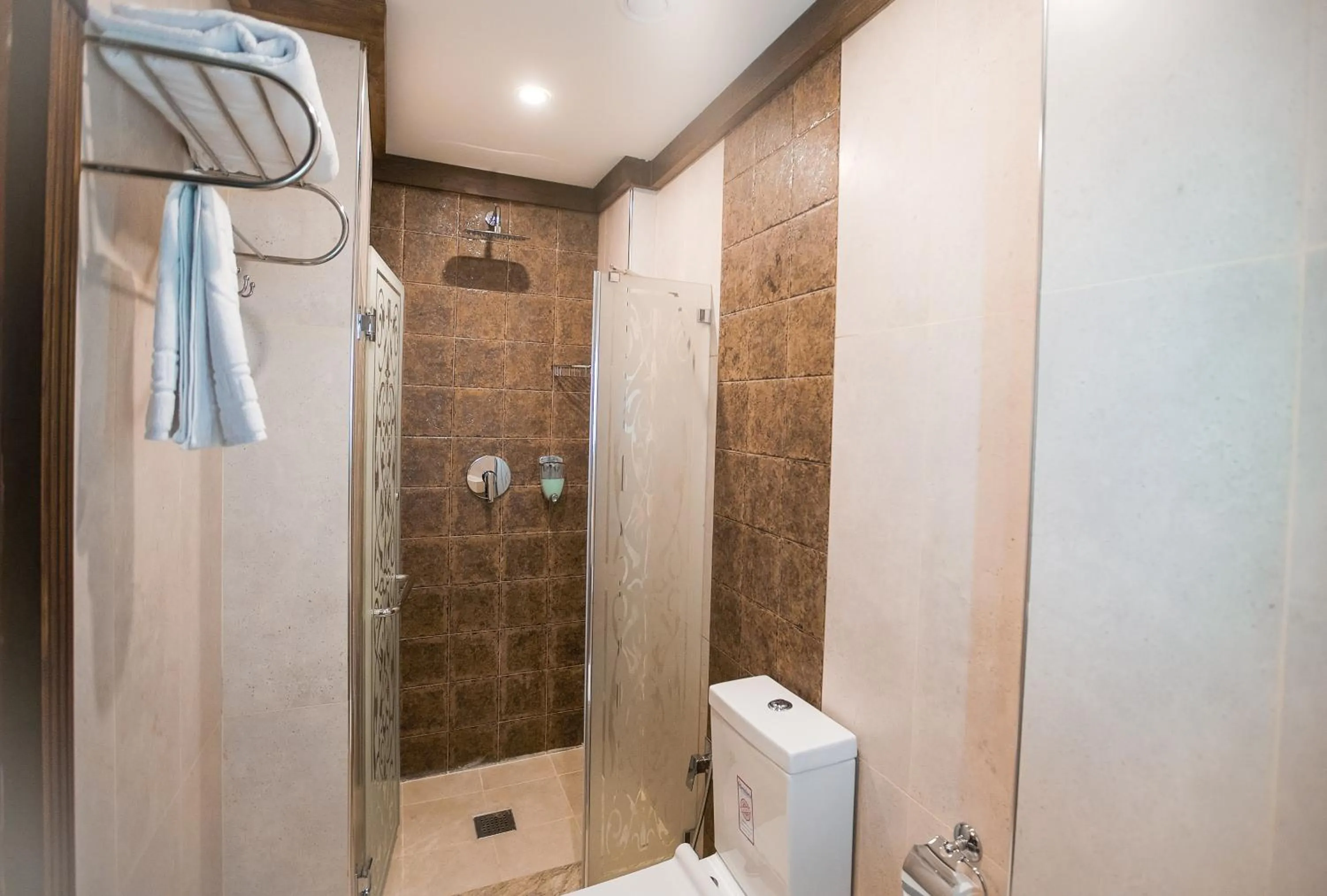 Bathroom in Maajid Boutique Hotel