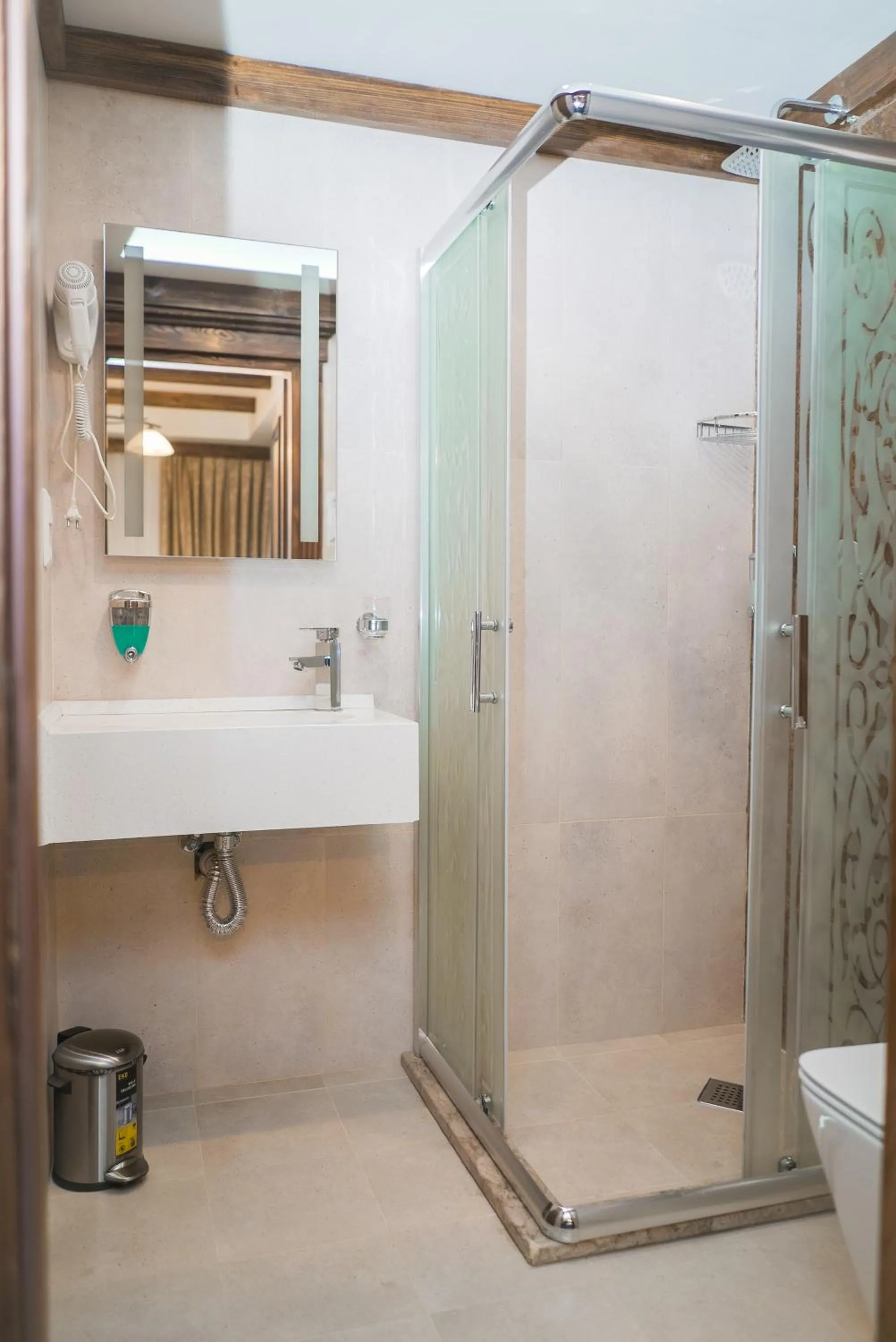 Bathroom in Maajid Boutique Hotel