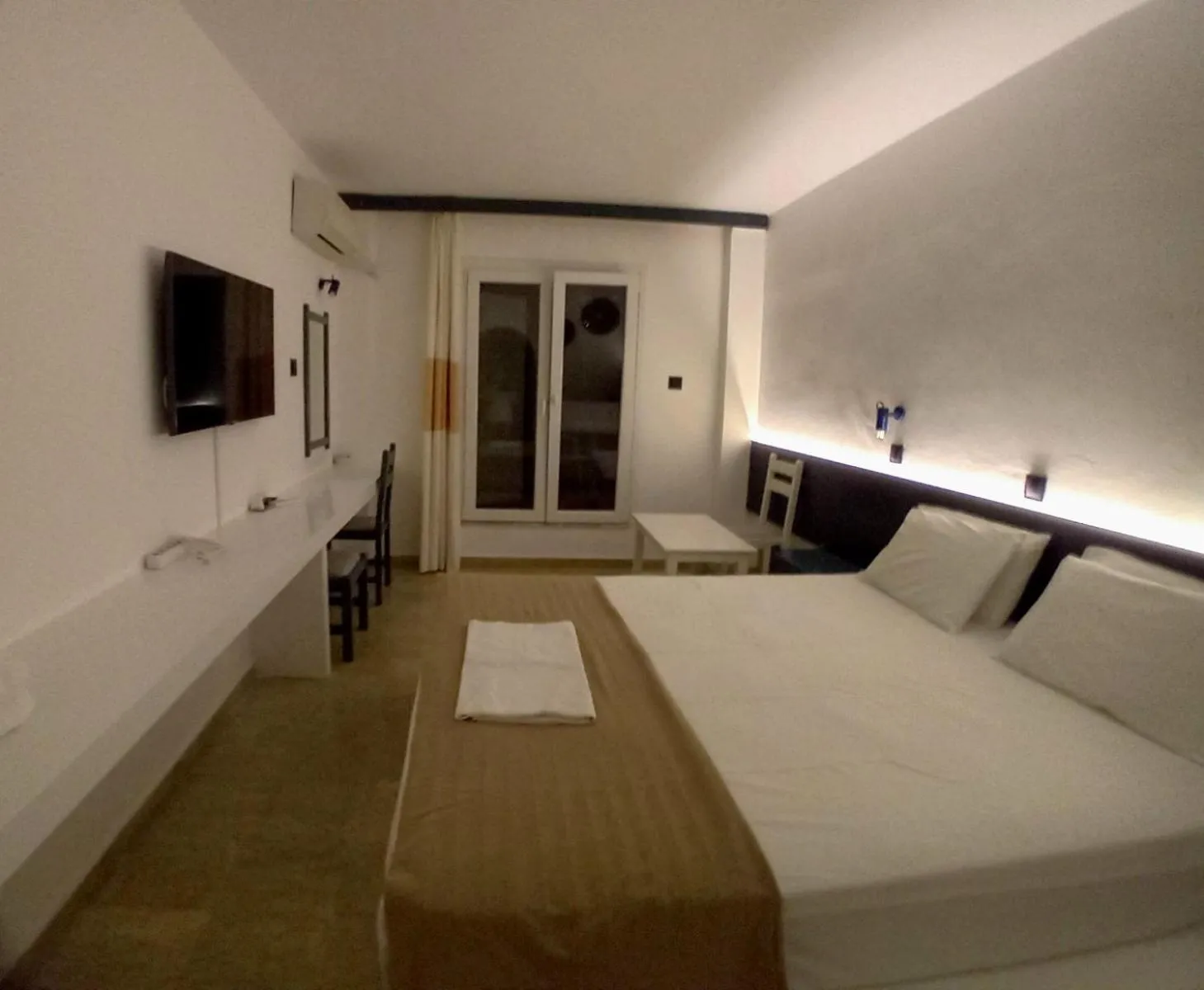 Photo of the whole room, Bed in Apollon Resort