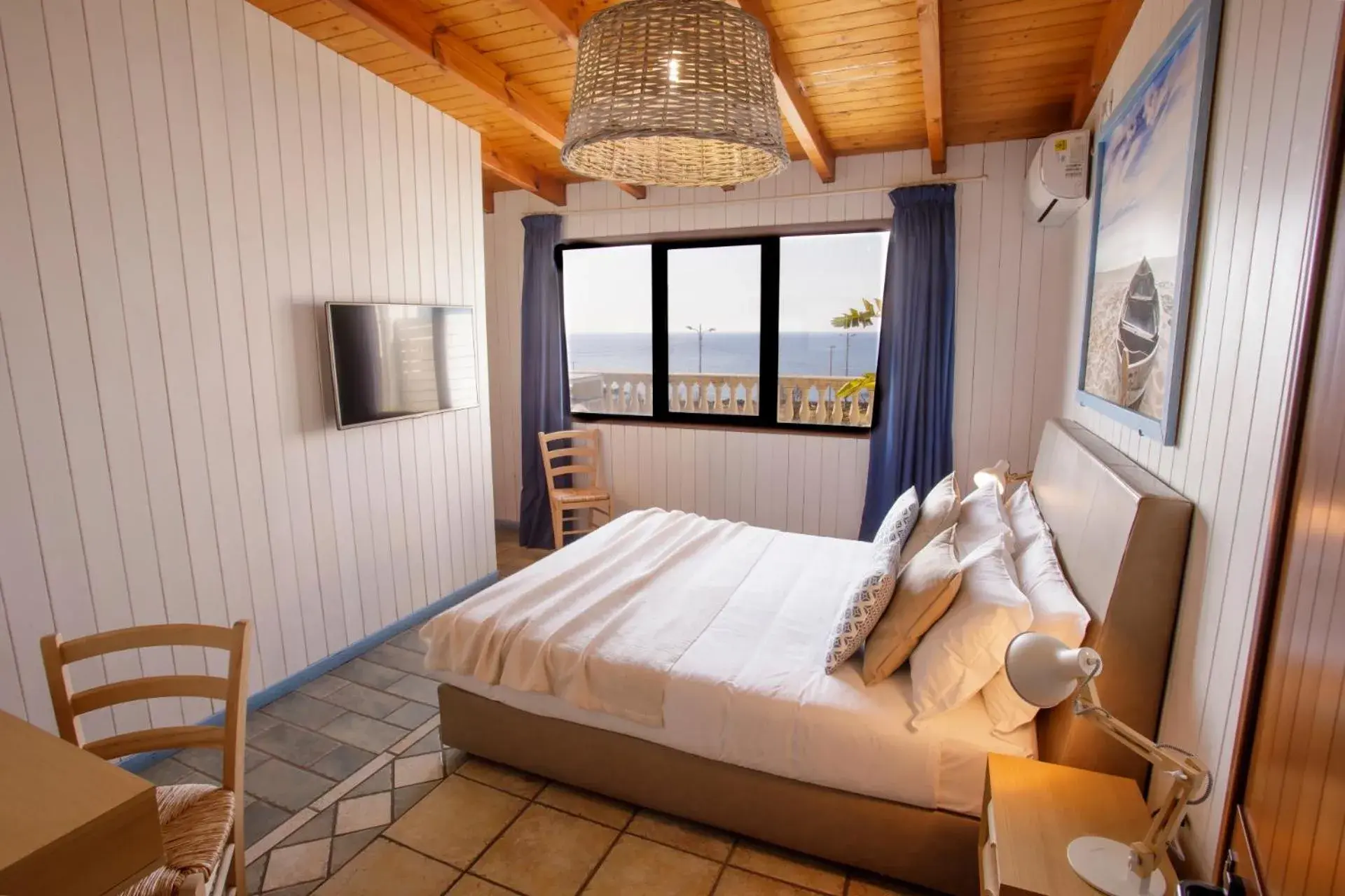 Premium Double Room with Sea View in Hotel Corallo Premium Double Room with Sea View in Hotel Corallo
