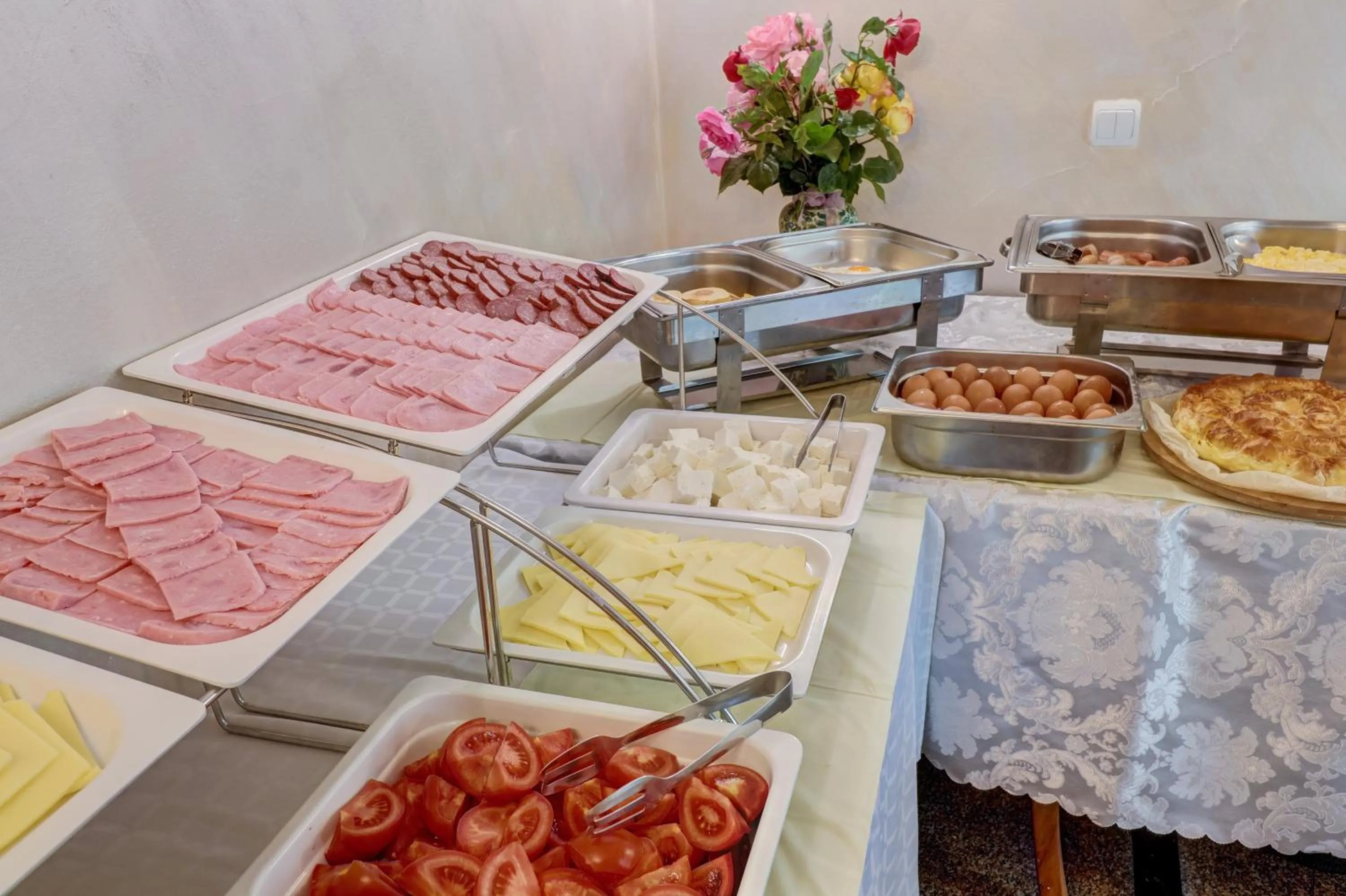 Food in Jupiter 1 Family Hotel