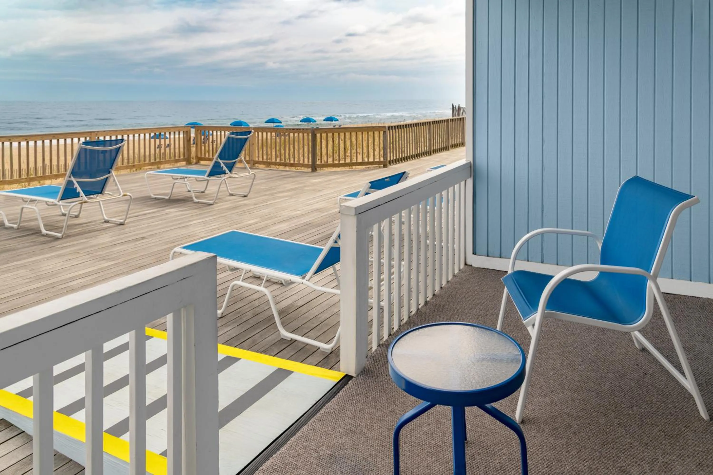 Patio in Montauk Blue Hotel