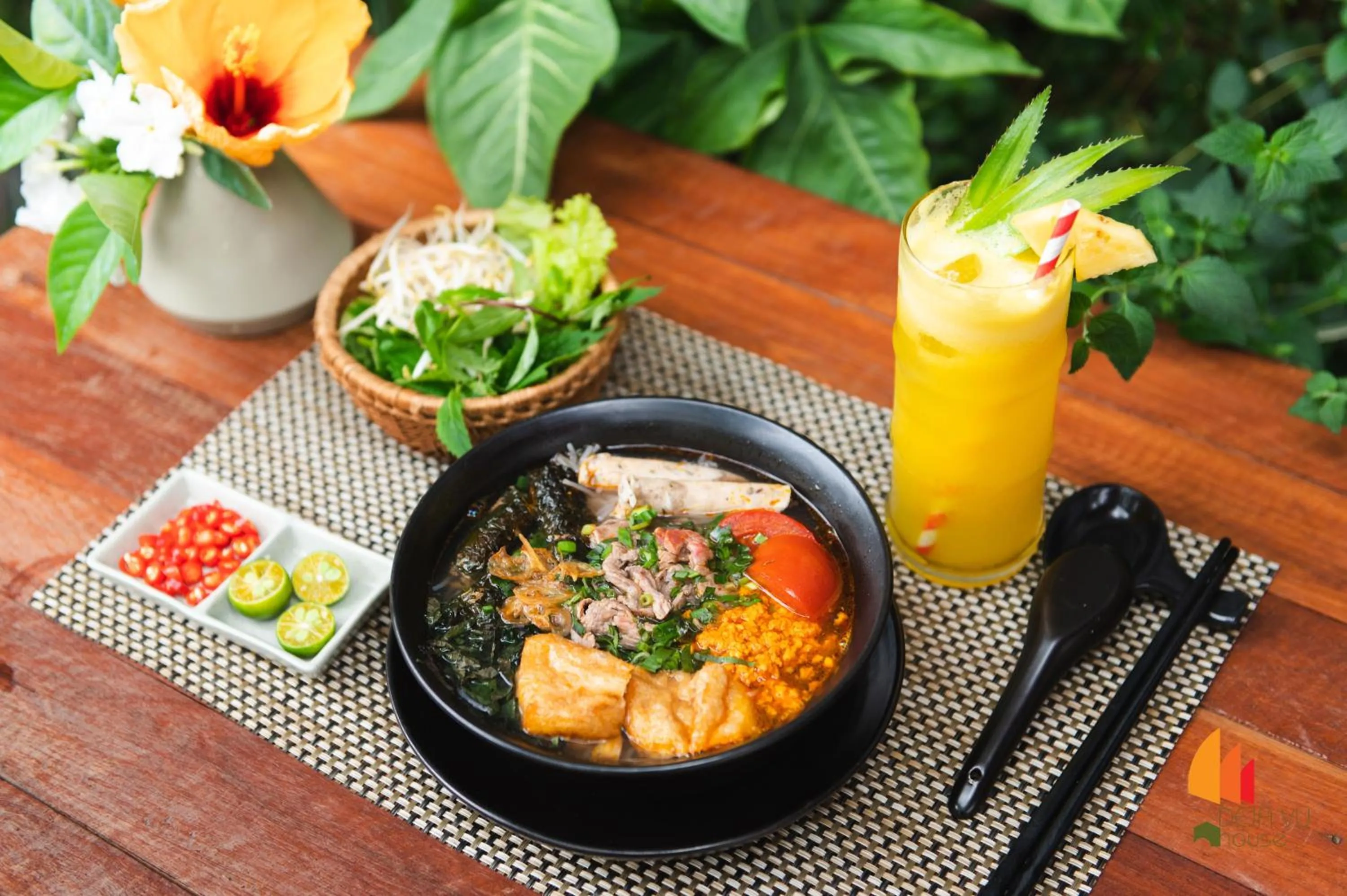 Breakfast in Deja Vu House Ha Long