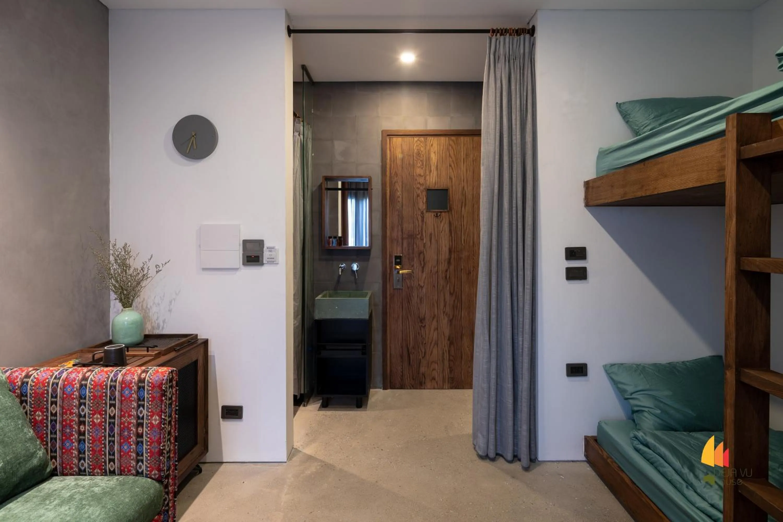 Photo of the whole room, Bed in Deja Vu House Ha Long