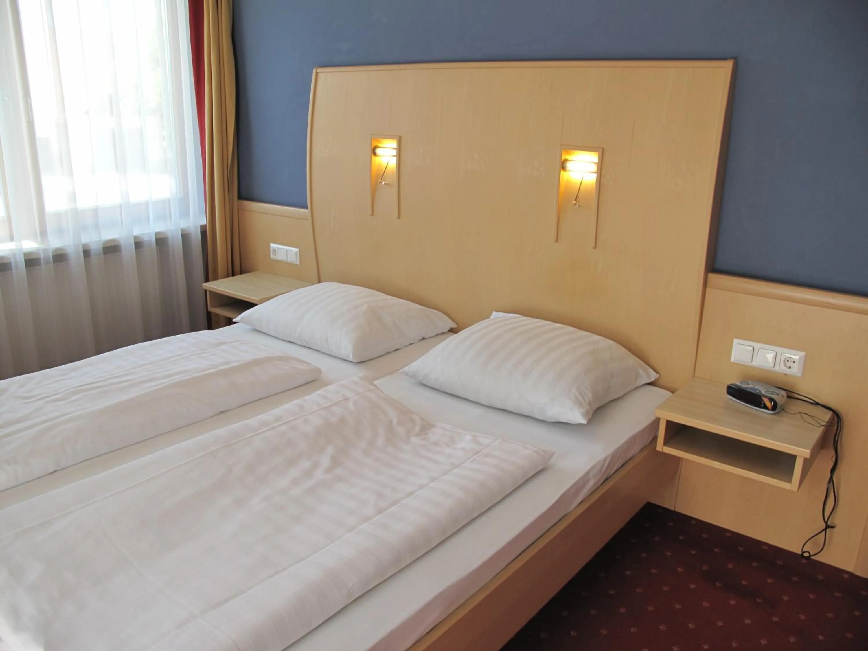 Photo of the whole room, Bed in Hotel Garni Höchschmied