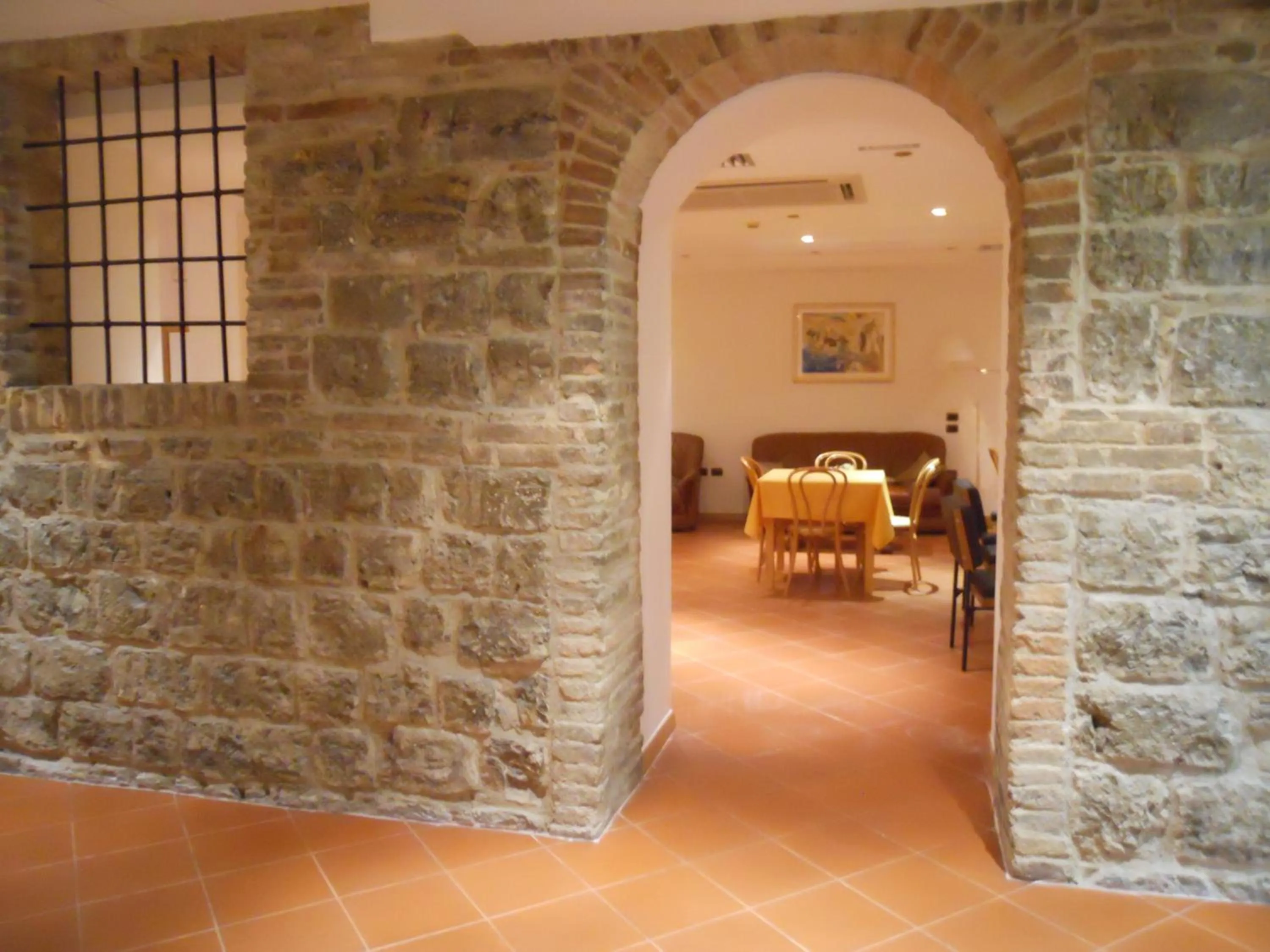 Restaurant/places to eat in Albergo Italia