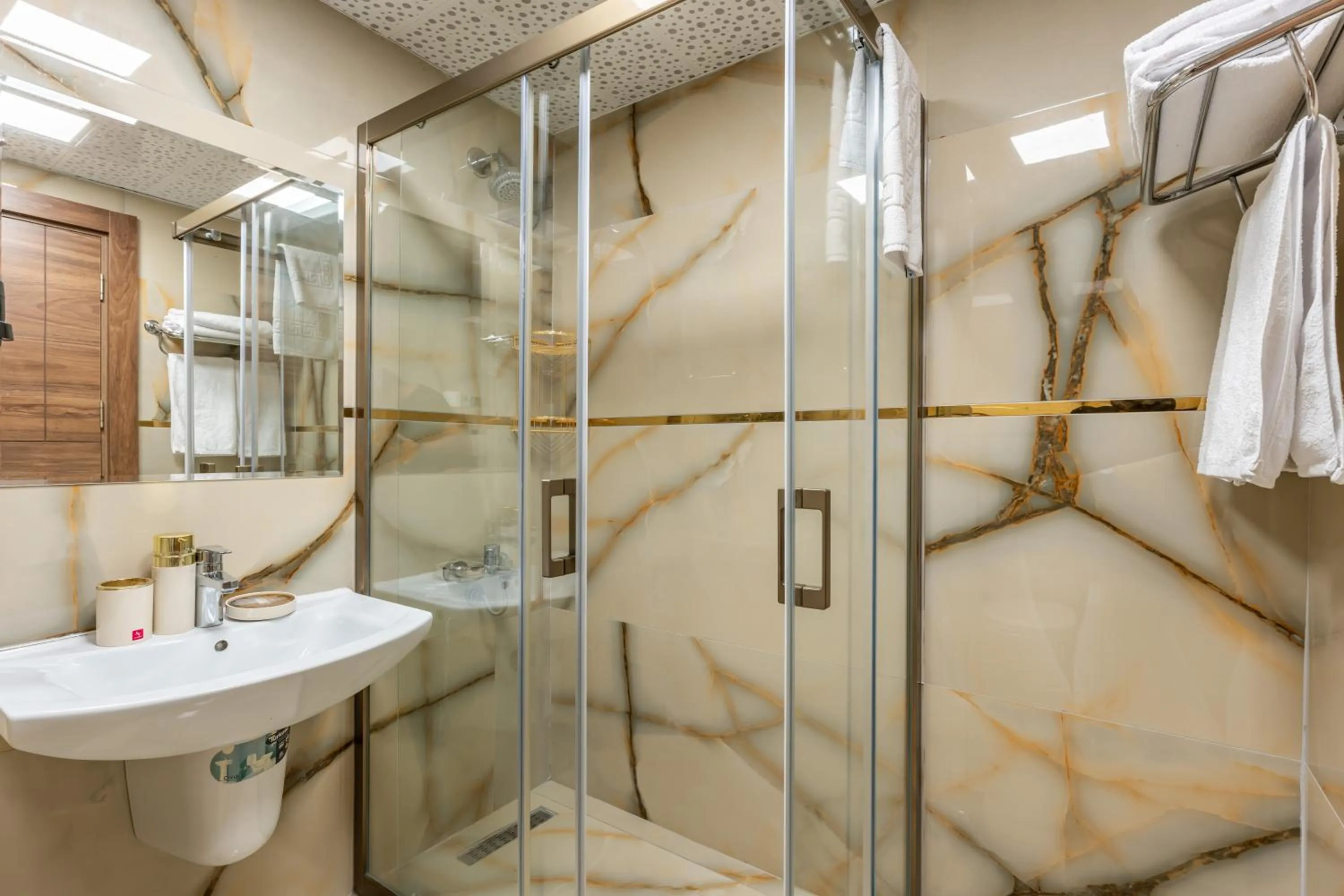 Bathroom in Safari Otel