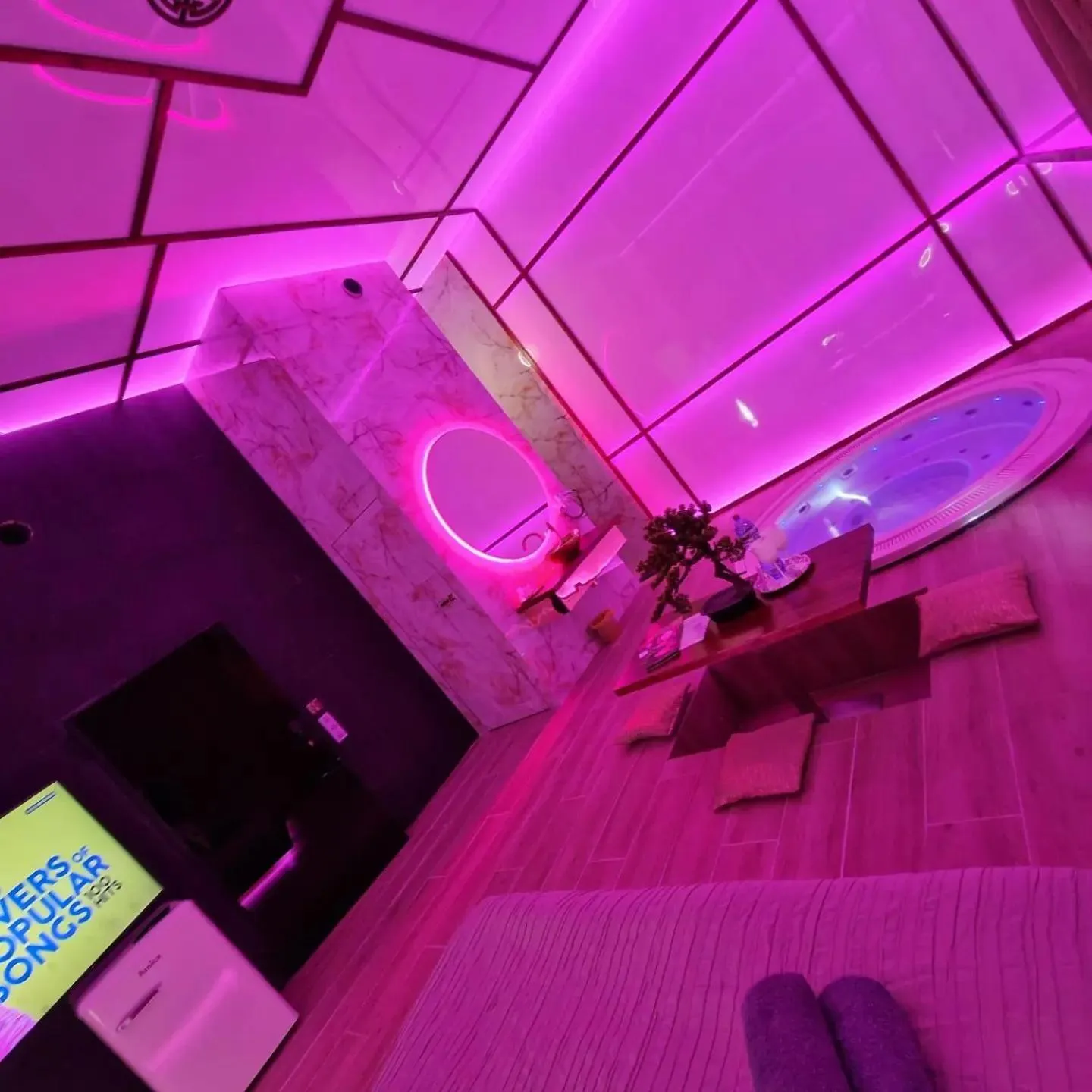 Hotel Ramka & Restaurant & Wine Bar