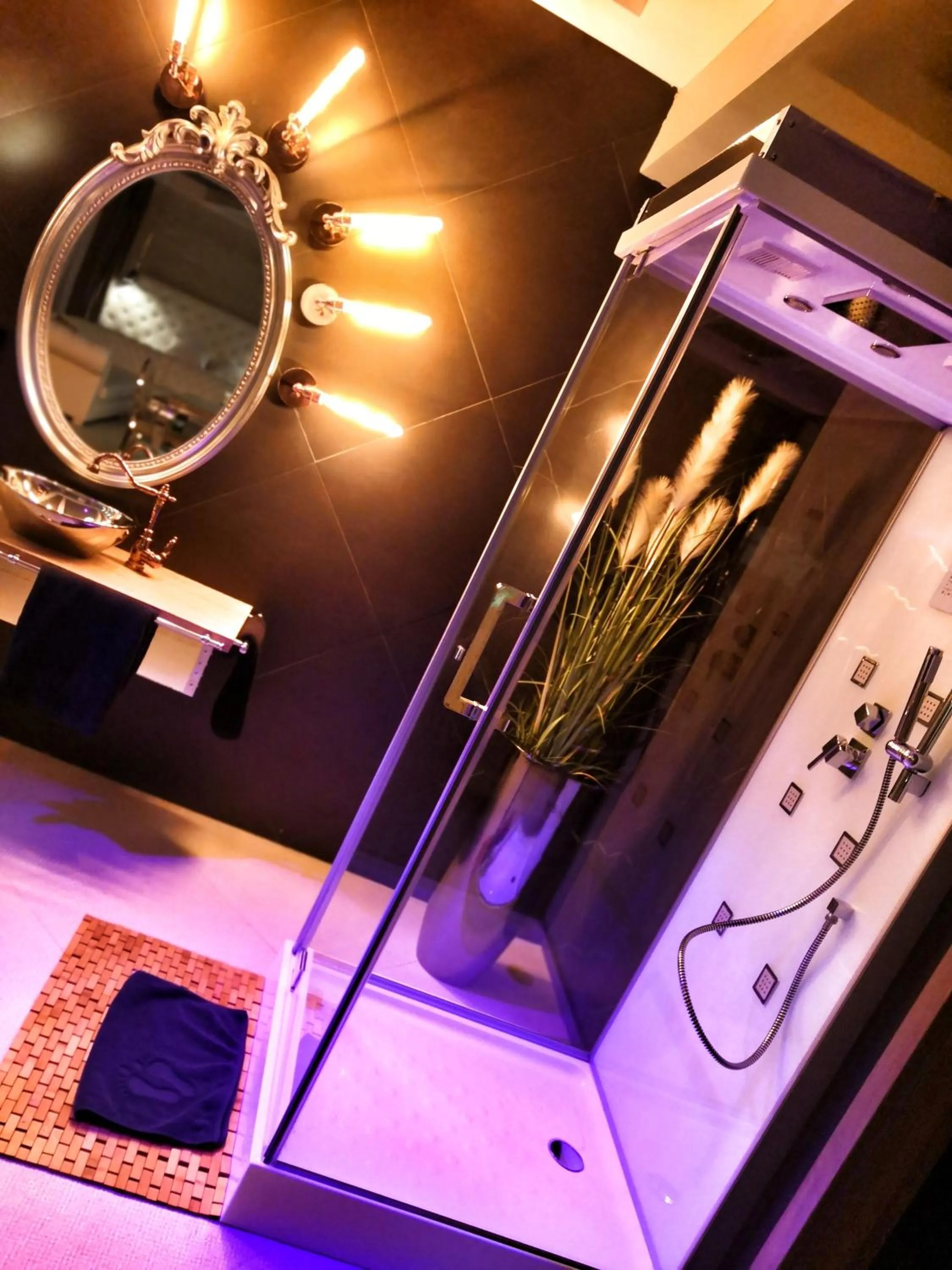 Hotel Ramka & Restaurant & Wine Bar