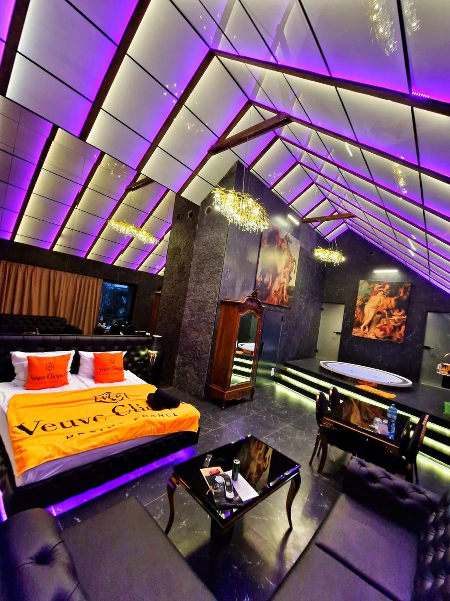 Hotel Ramka & Restaurant & Wine Bar