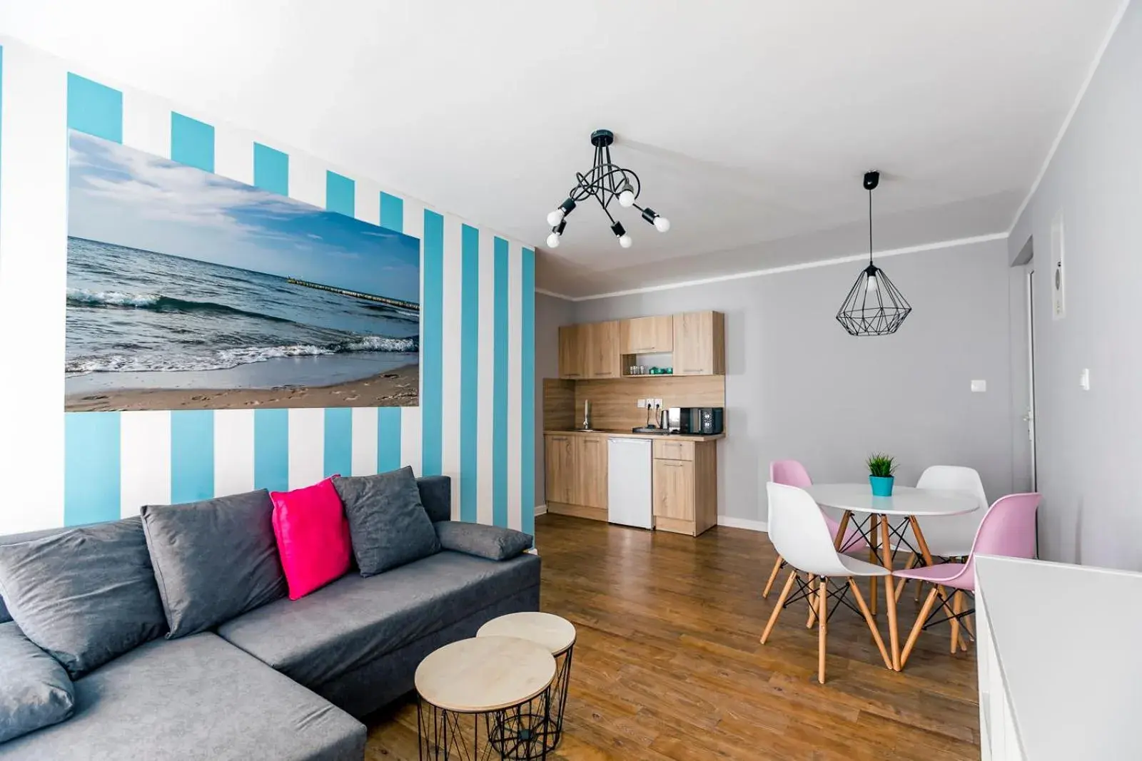 Apartamenty pod Modrzewiem Apartamenty pod Modrzewiem