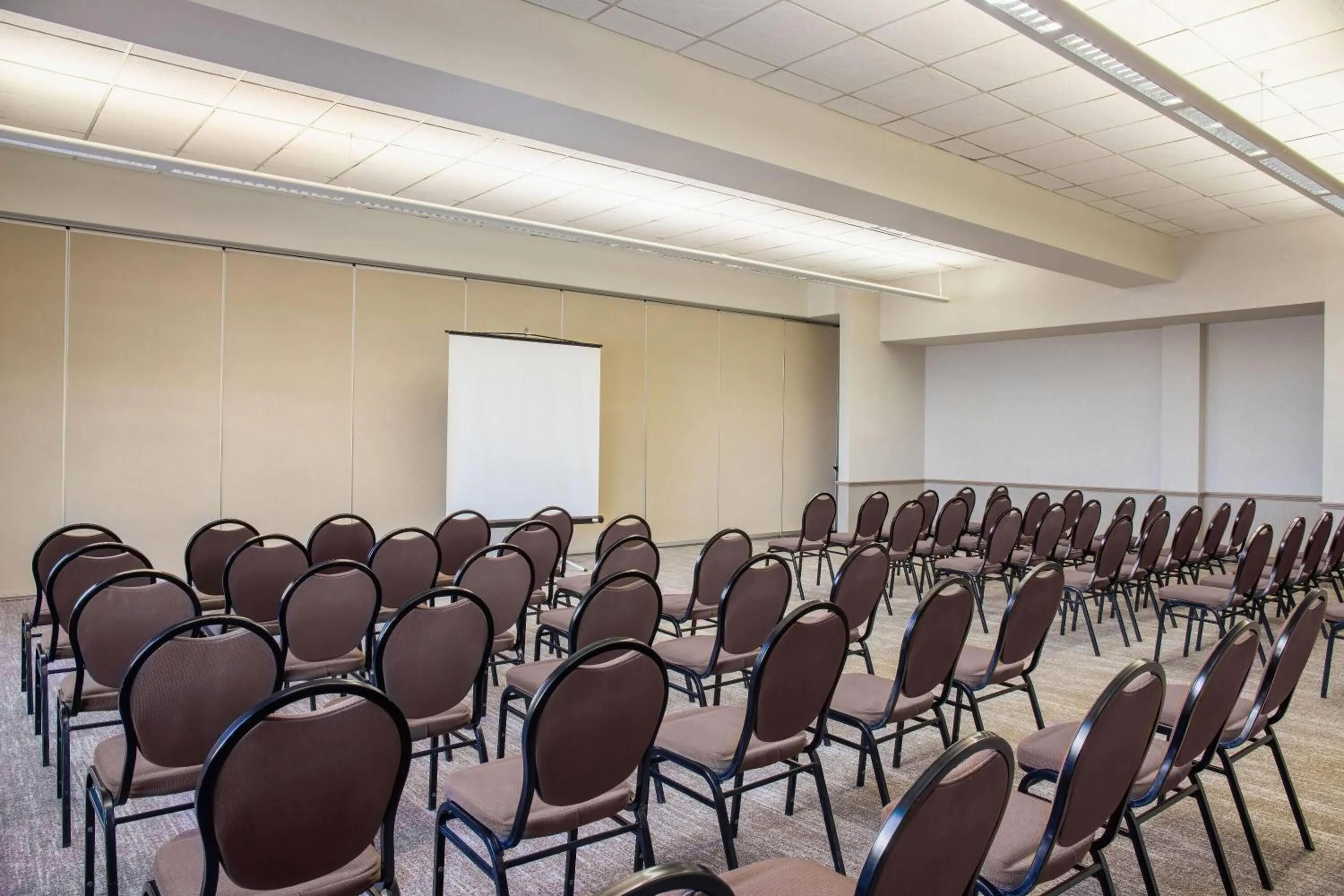 Meeting/conference room in Days Inn & Suites by Wyndham West Edmonton