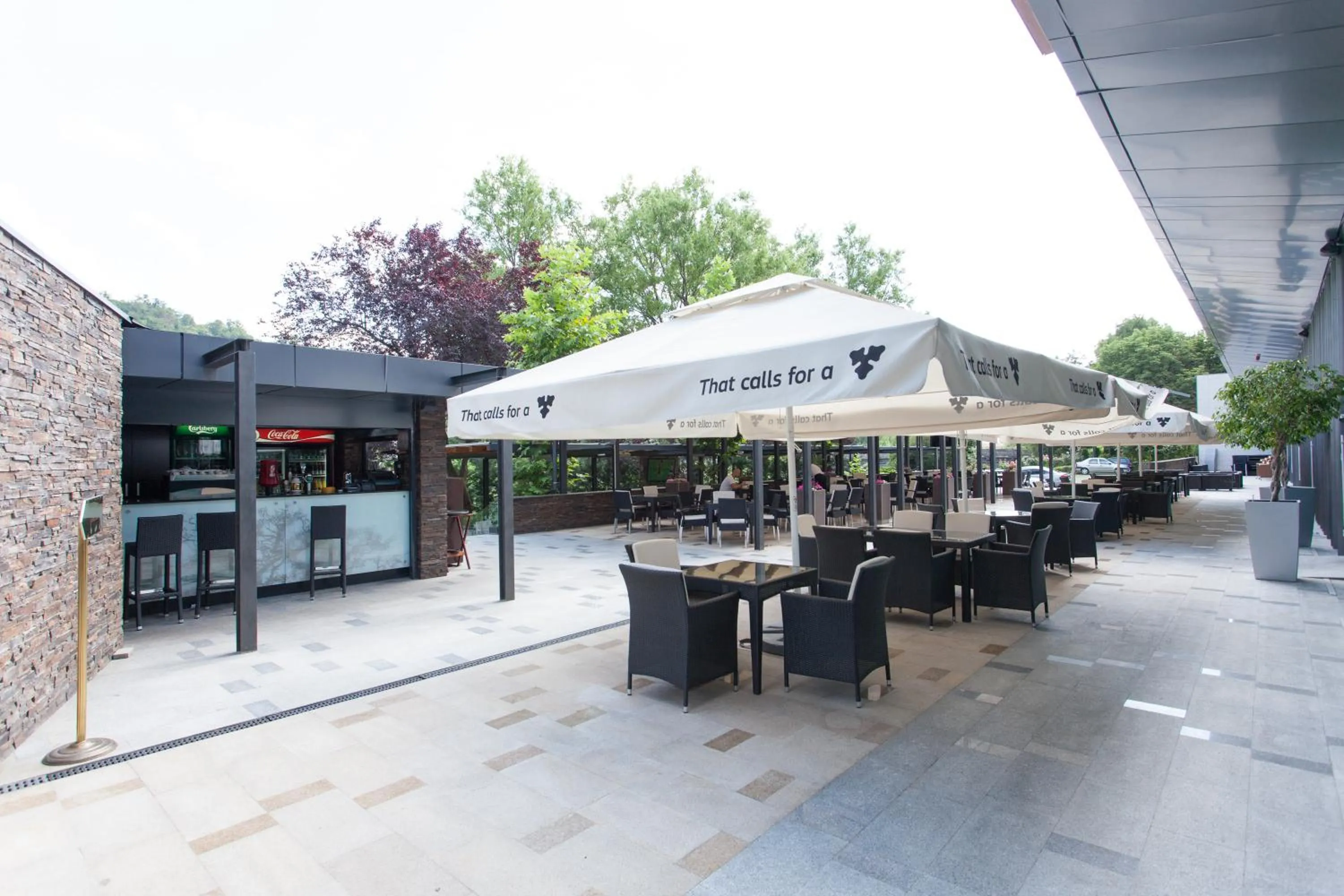 Balcony/Terrace in Metropolis Hotel