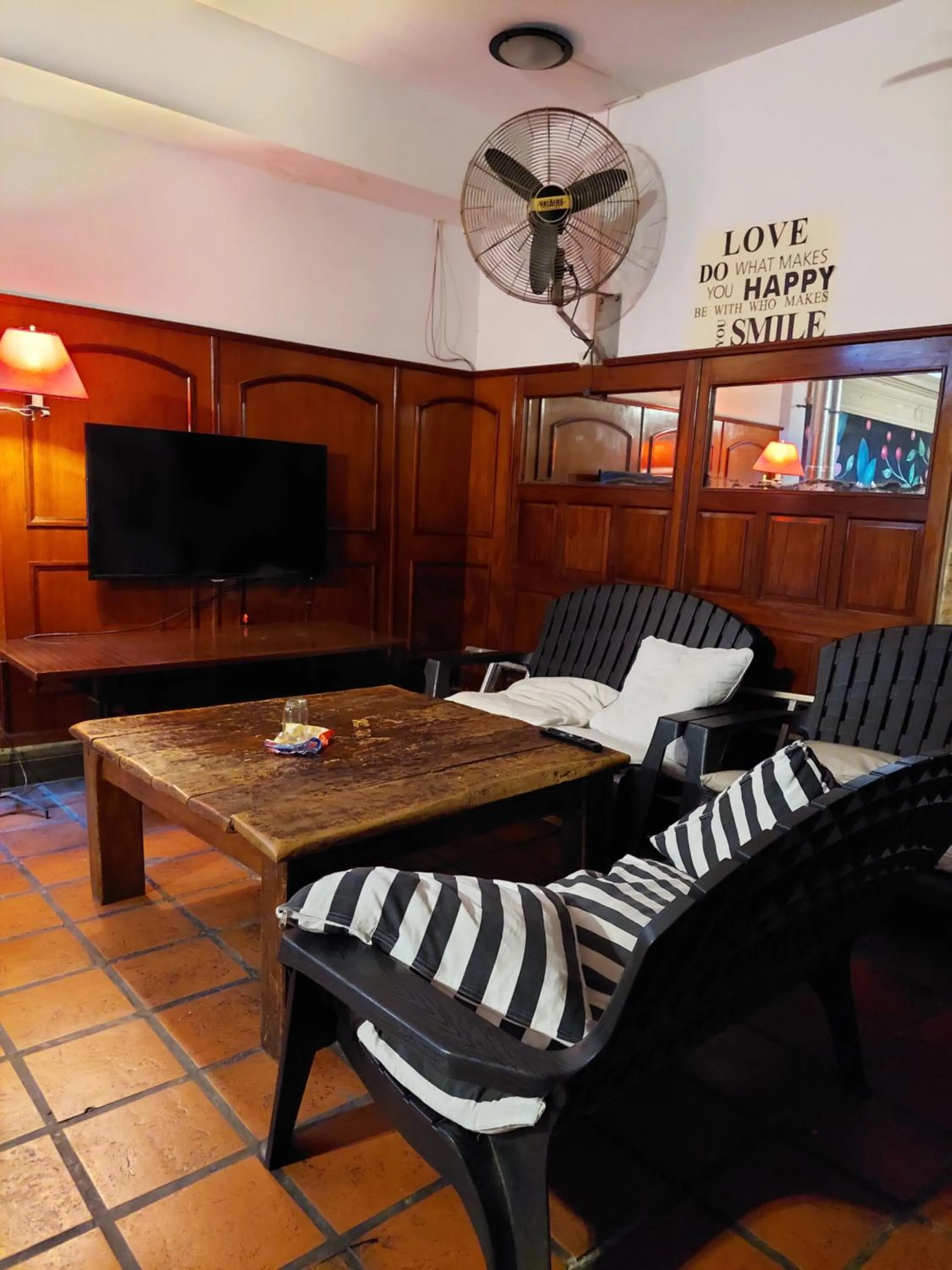 Dining area in BA Stop Hotel House