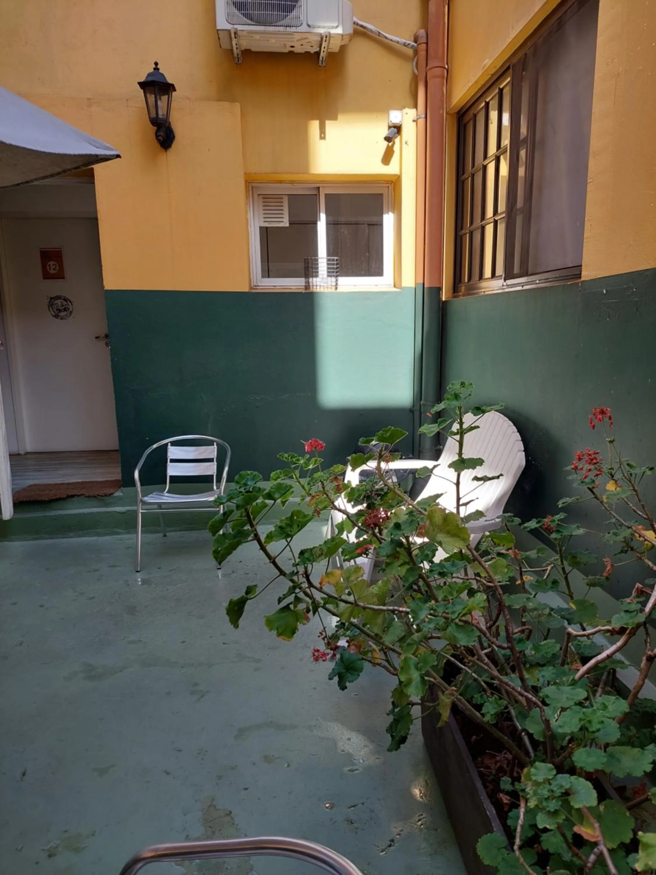 Balcony/Terrace in BA Stop Hotel House