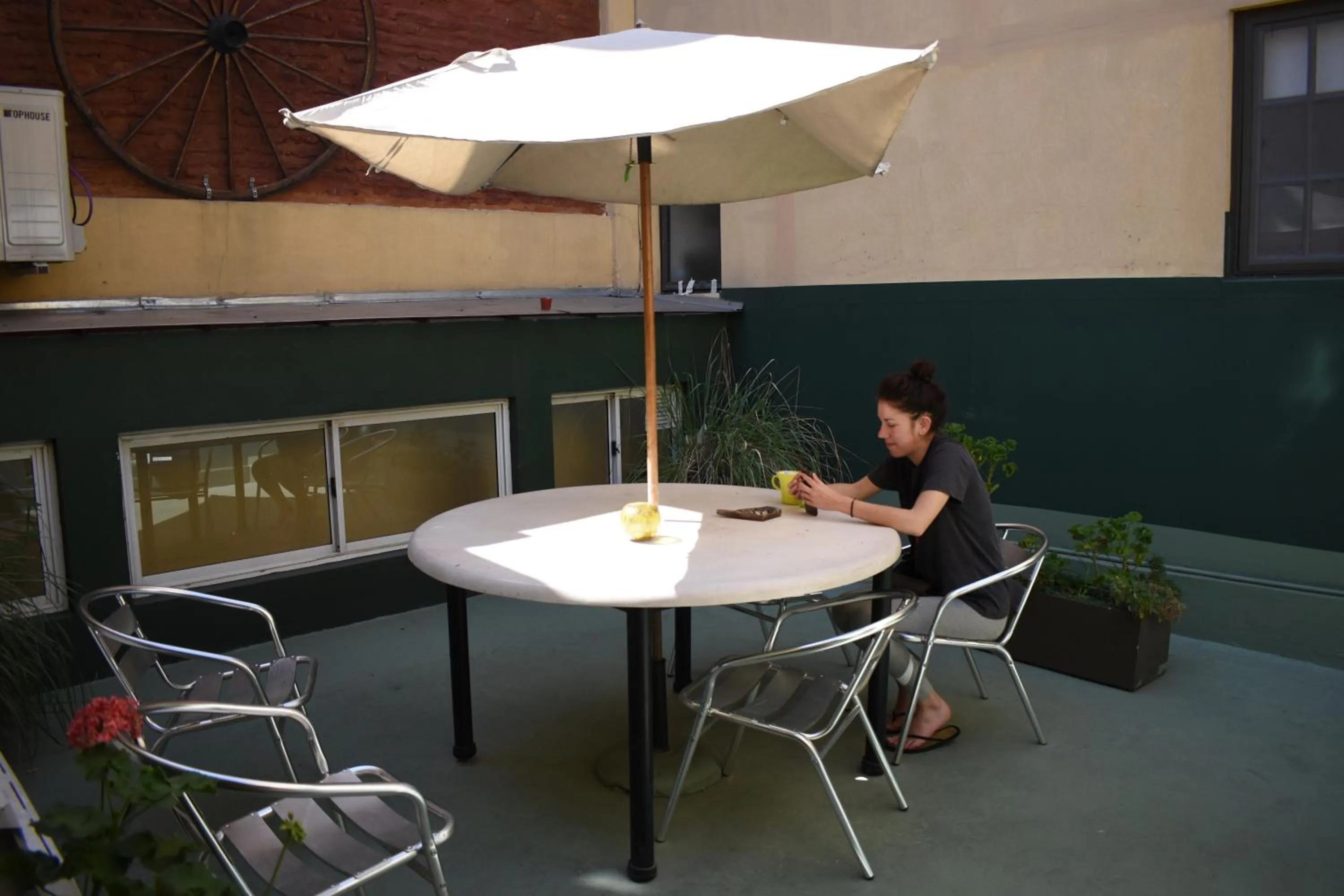 Balcony/Terrace in BA Stop Hotel House