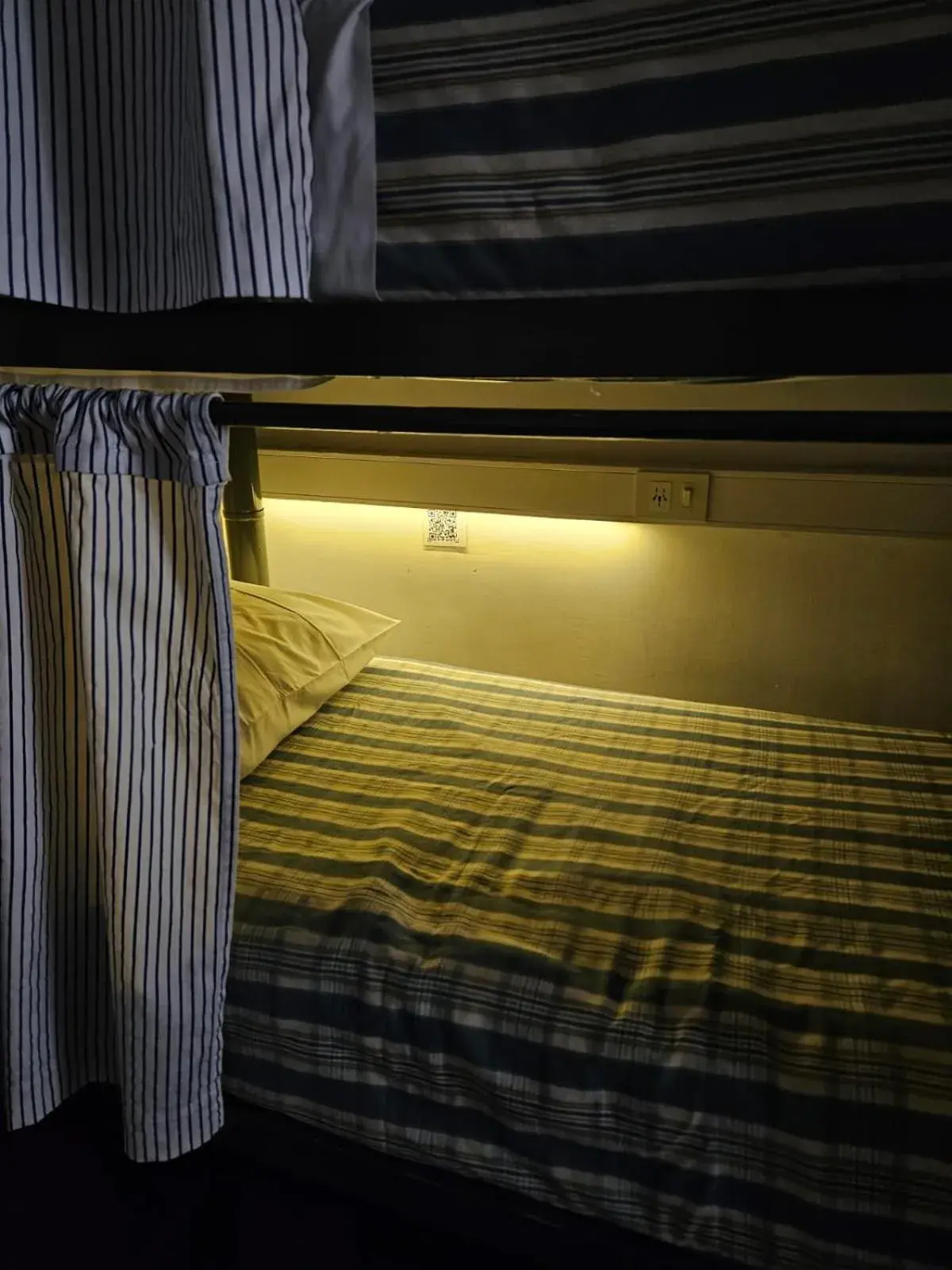 Bed in BA Stop Hotel House Bed in BA Stop Hotel House