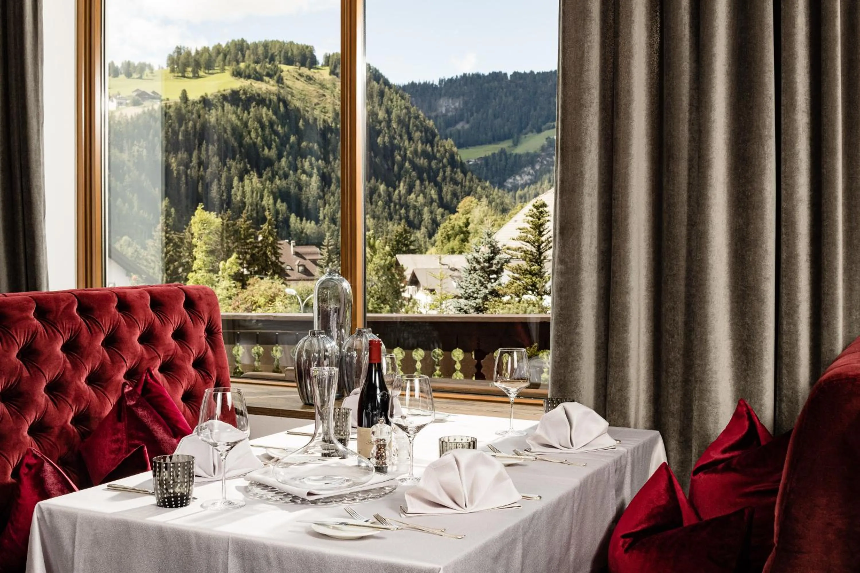 Restaurant/places to eat in Grand Hotel Wolkenstein