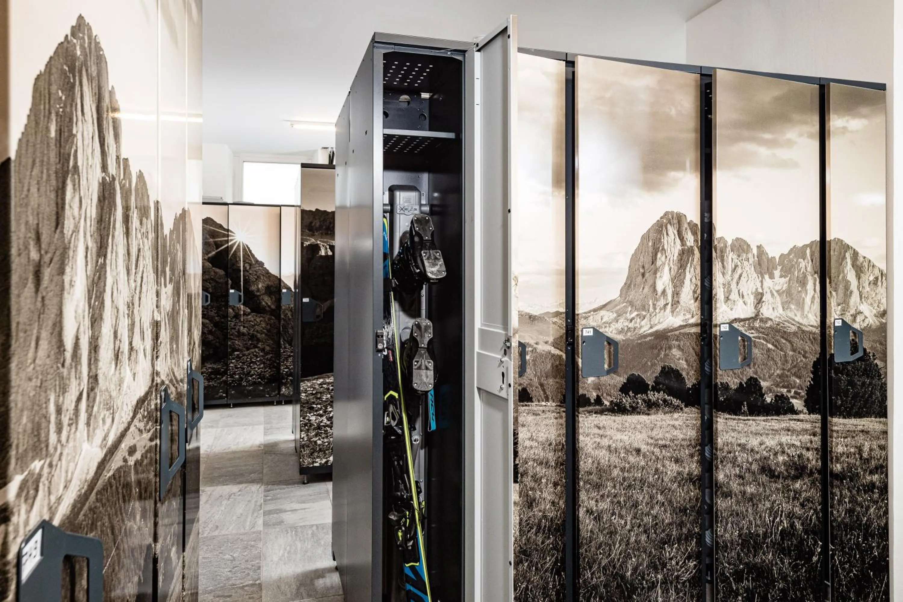 Ski School in Grand Hotel Wolkenstein