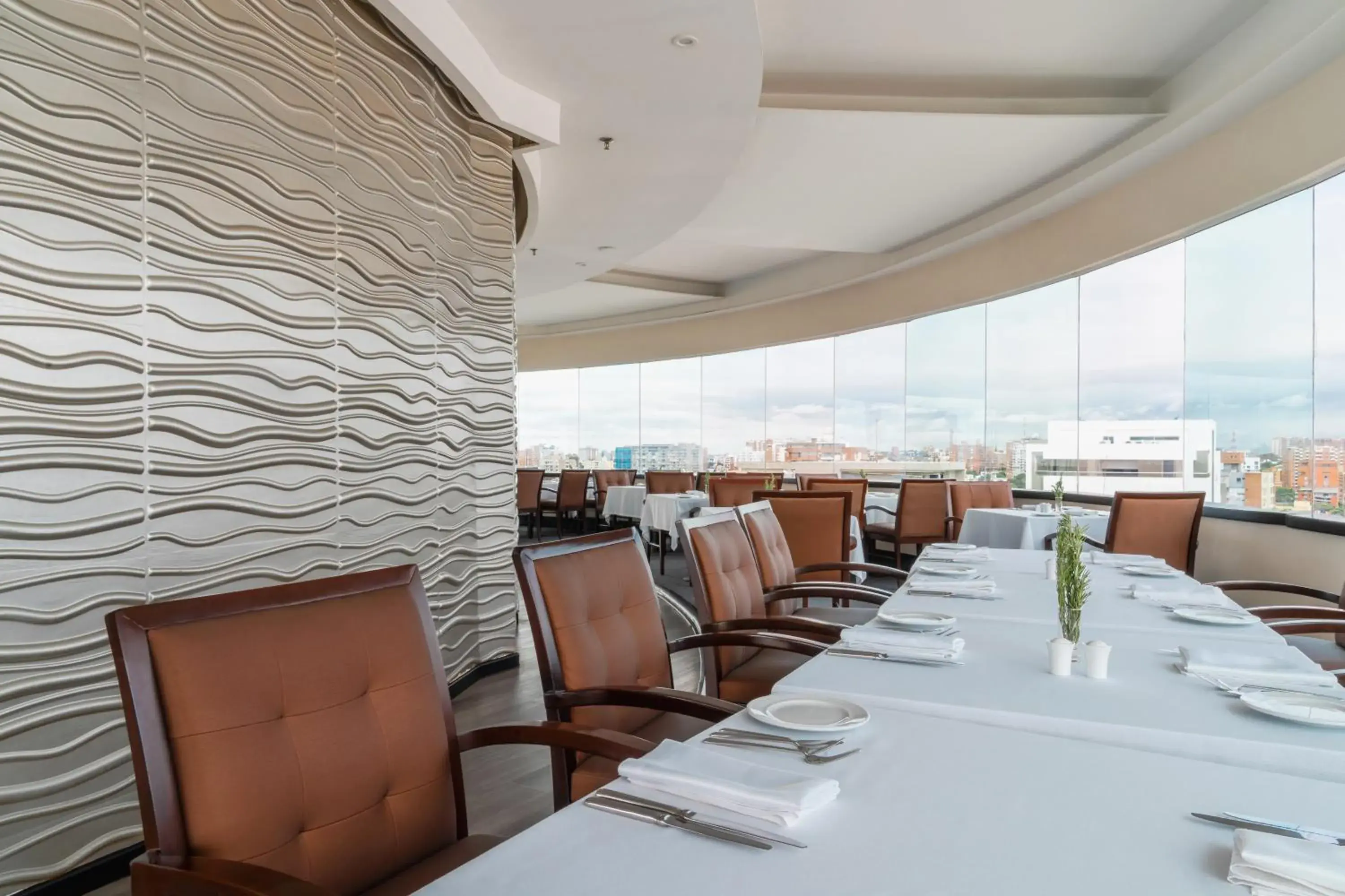 Restaurant/places to eat in Hotel Dann Carlton Barranquilla y Centro de Convenciones Restaurant/places to eat in Hotel Dann Carlton Barranquilla y Centro de Convenciones