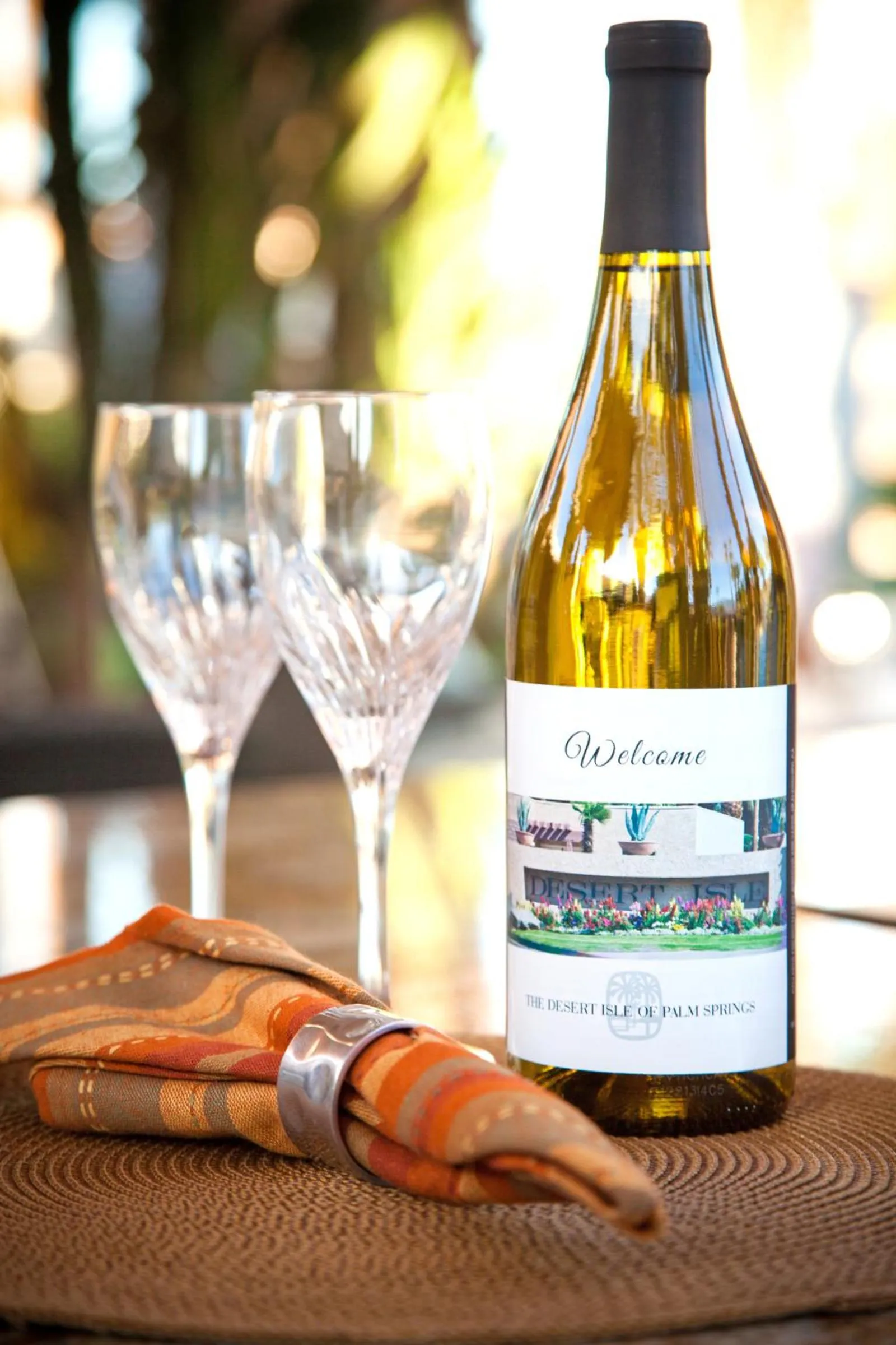 Restaurant/places to eat in Desert Isle Resort