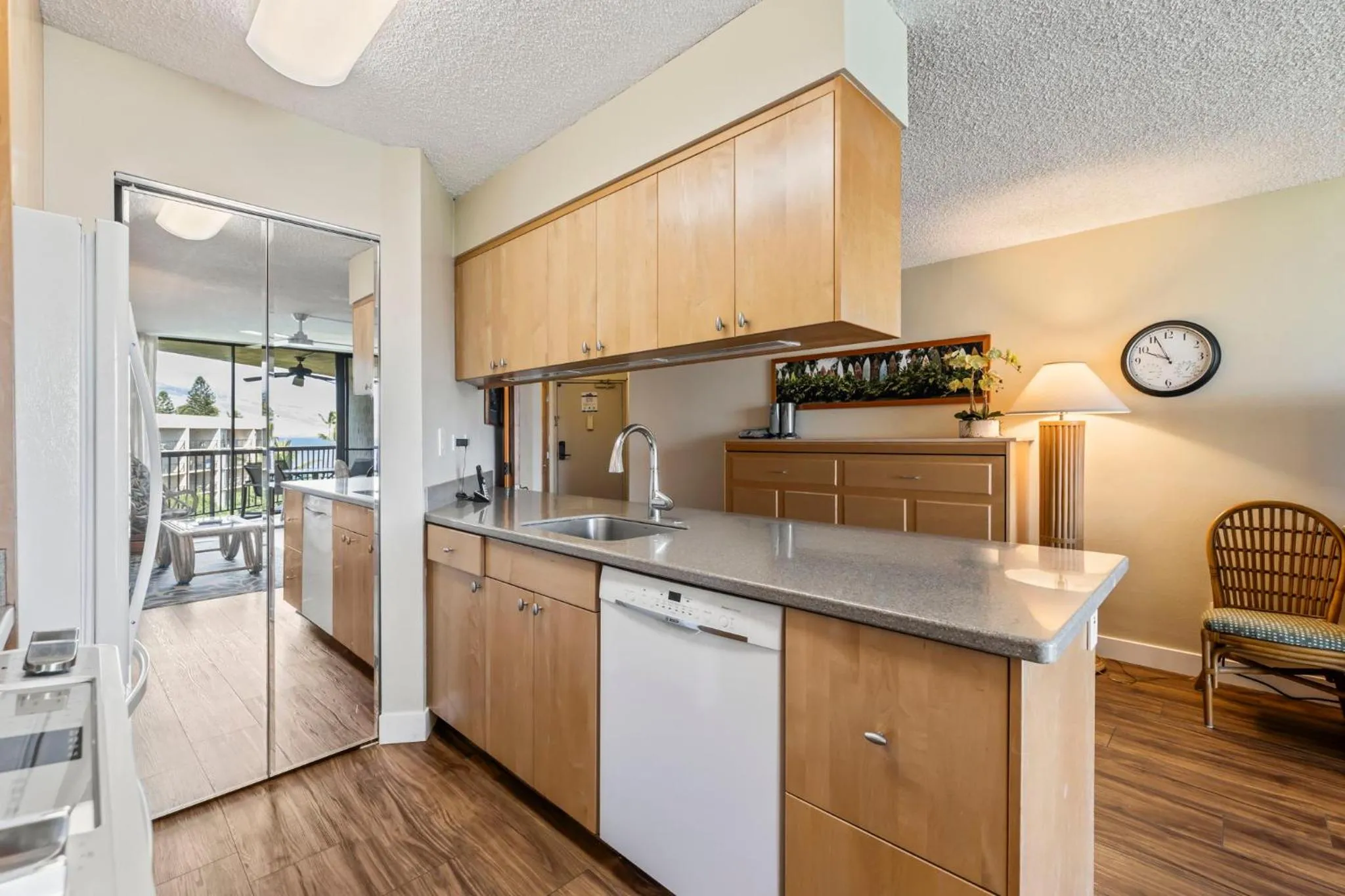 Kitchen or kitchenette in Maui Sunset