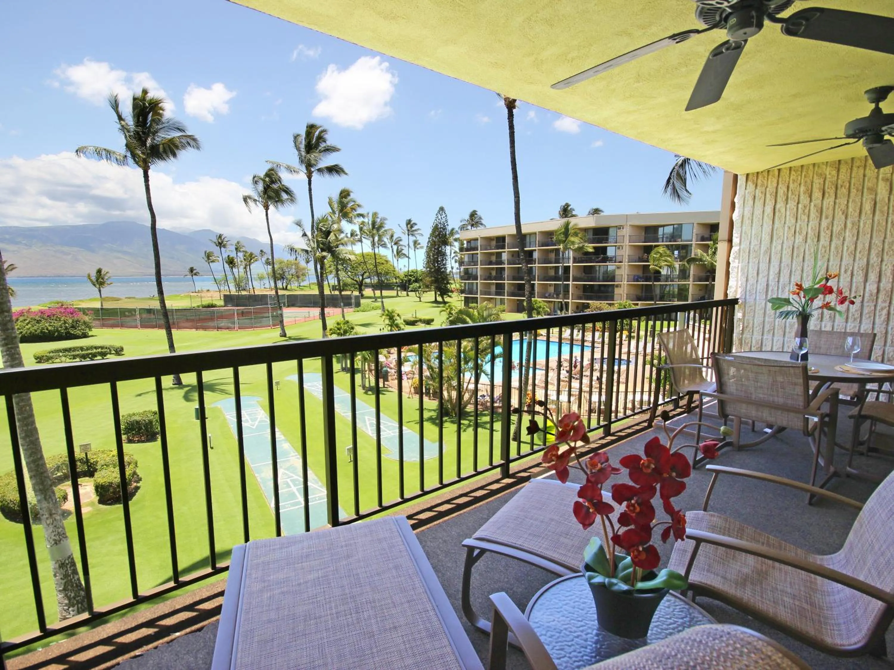 Balcony/Terrace in Maui Sunset