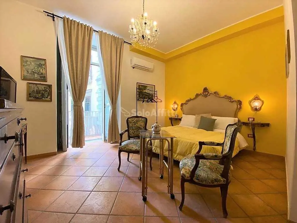 Suite with City View - single occupancy in B&B Donna Anna