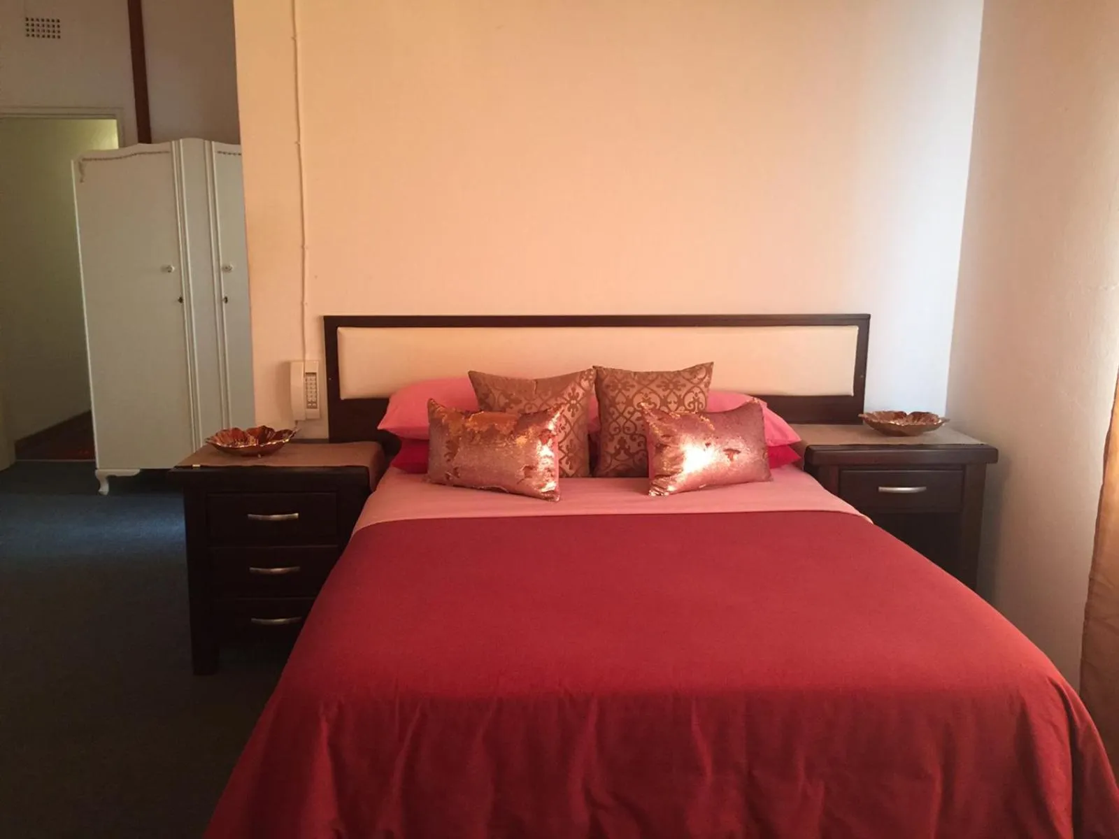 Bedroom in La Rive Waterberg Accommodation