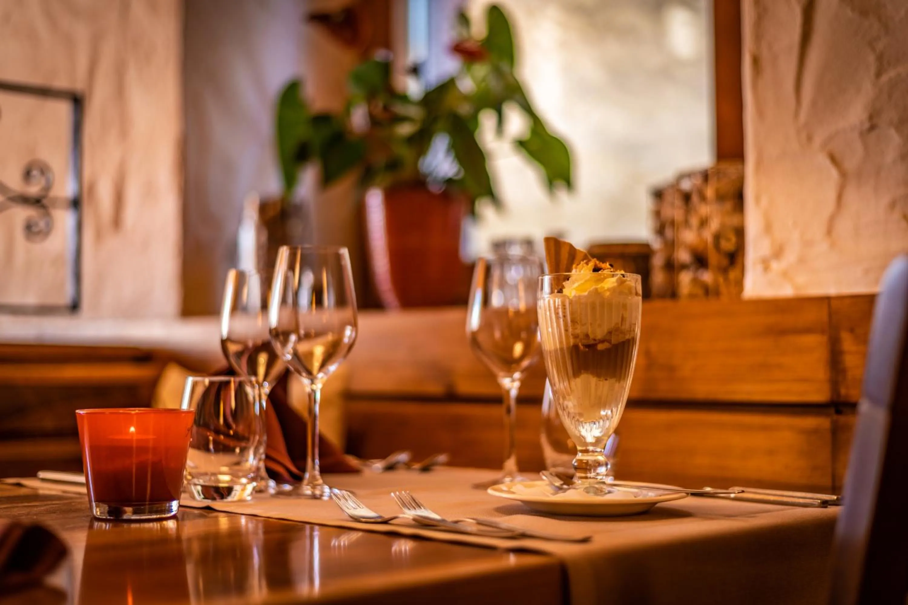 Restaurant/places to eat in Hotel Weisshorn