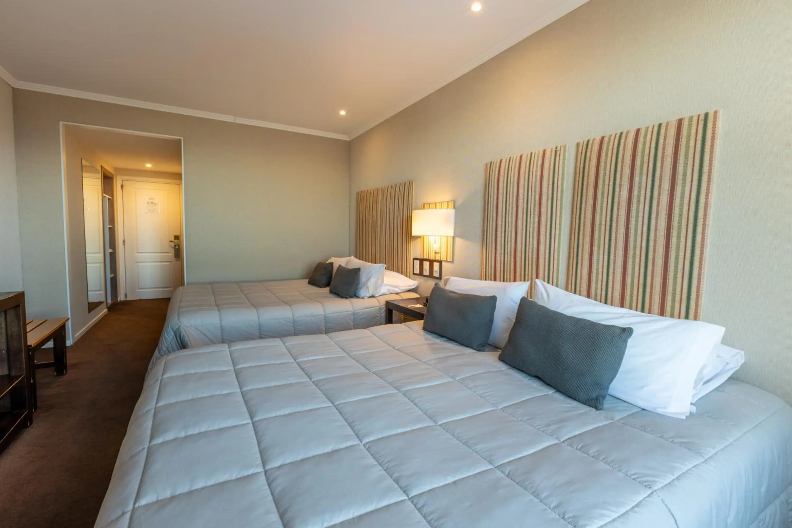 Double Room with Mountain View in Los Acebos Ushuaia Hotel Double Room with Mountain View in Los Acebos Ushuaia Hotel