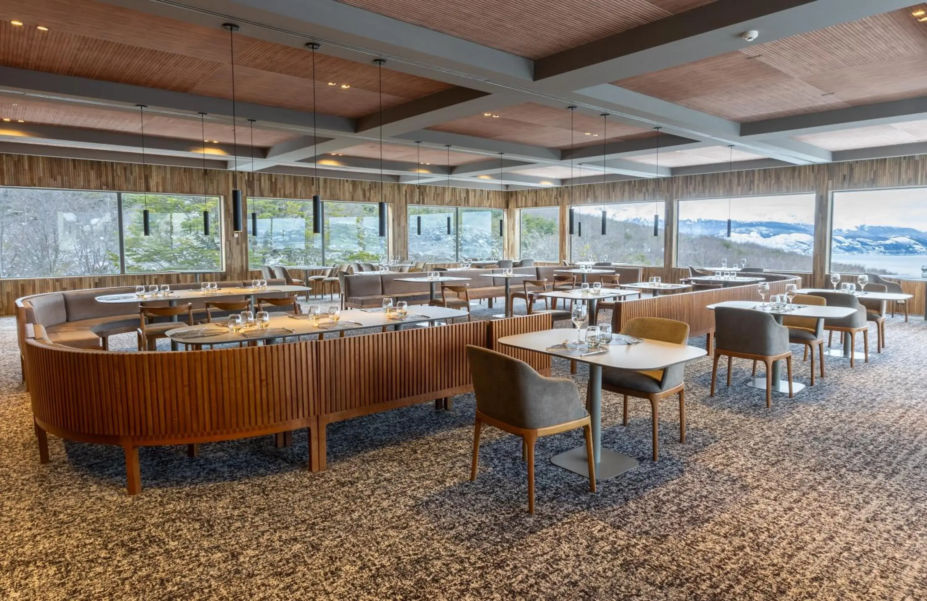 Restaurant/places to eat in Los Acebos Ushuaia Hotel Restaurant/places to eat in Los Acebos Ushuaia Hotel