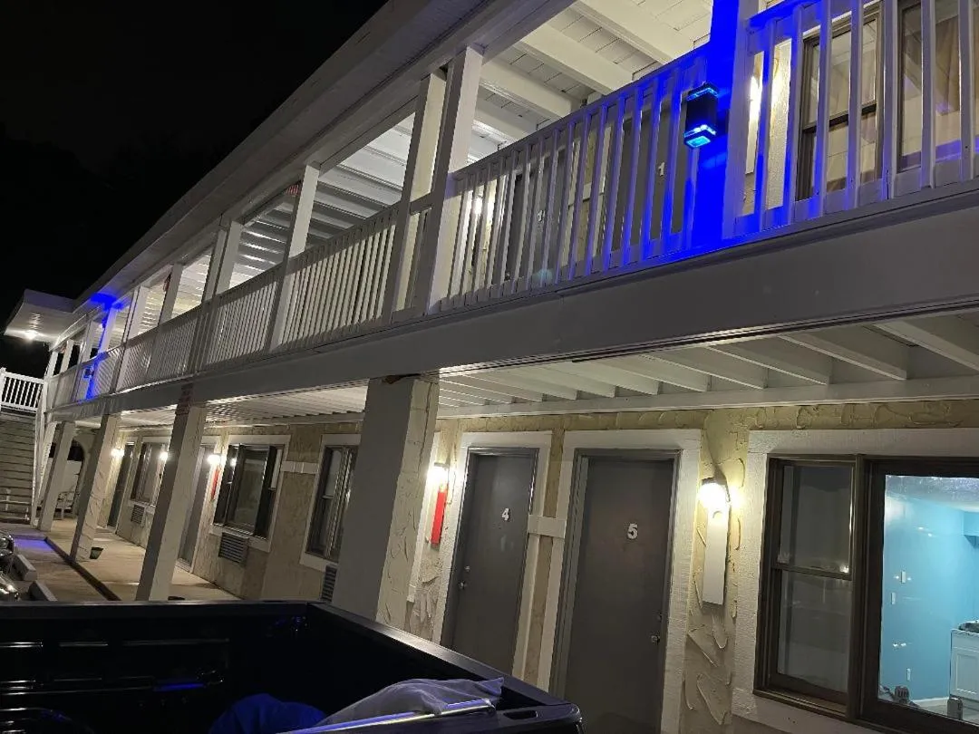 Night in Point Pleasant Inn