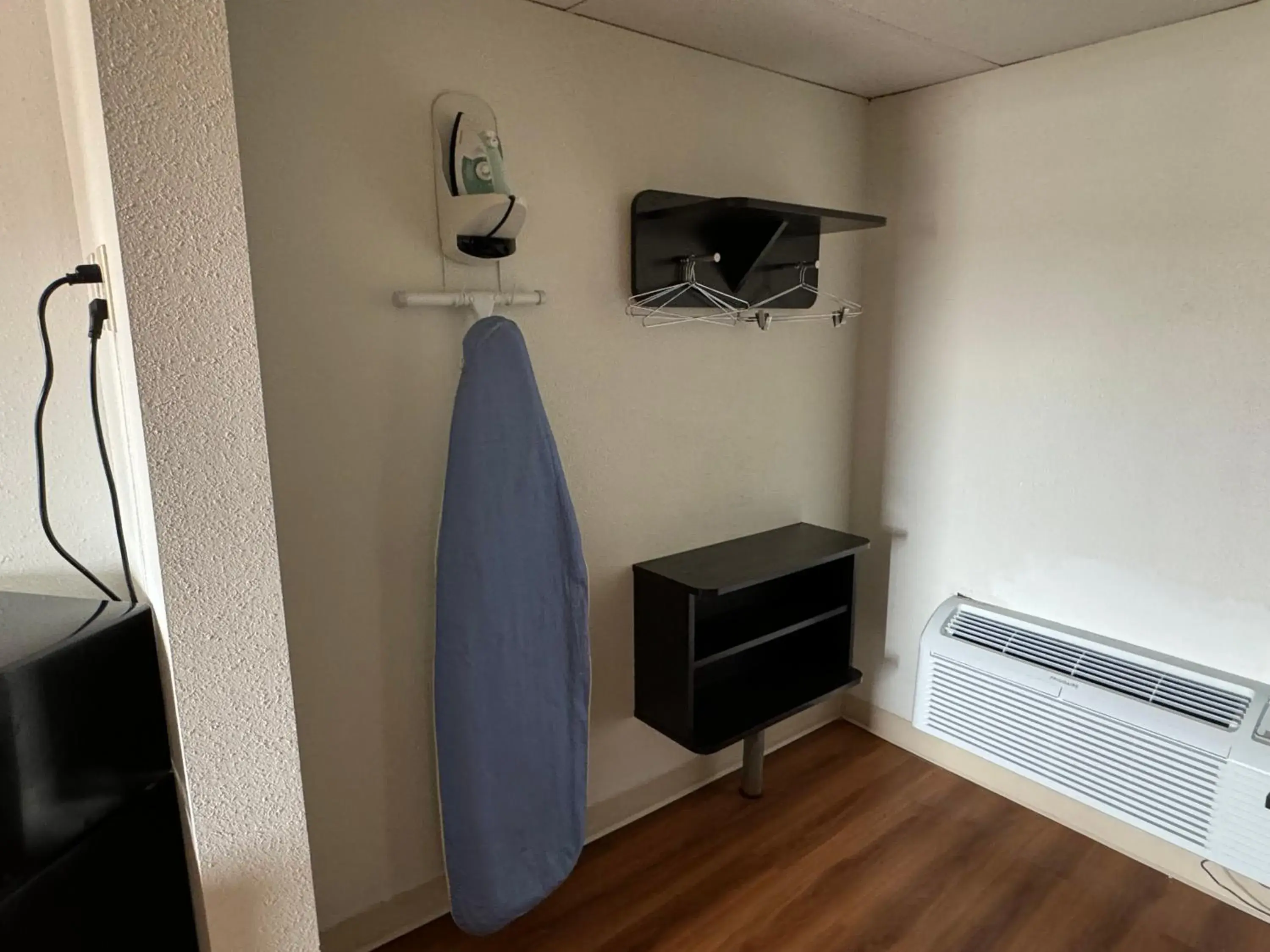 Suite - Non-Smoking in Motel 6-Butte, MT - Historic City Center Suite - Non-Smoking in Motel 6-Butte, MT - Historic City Center