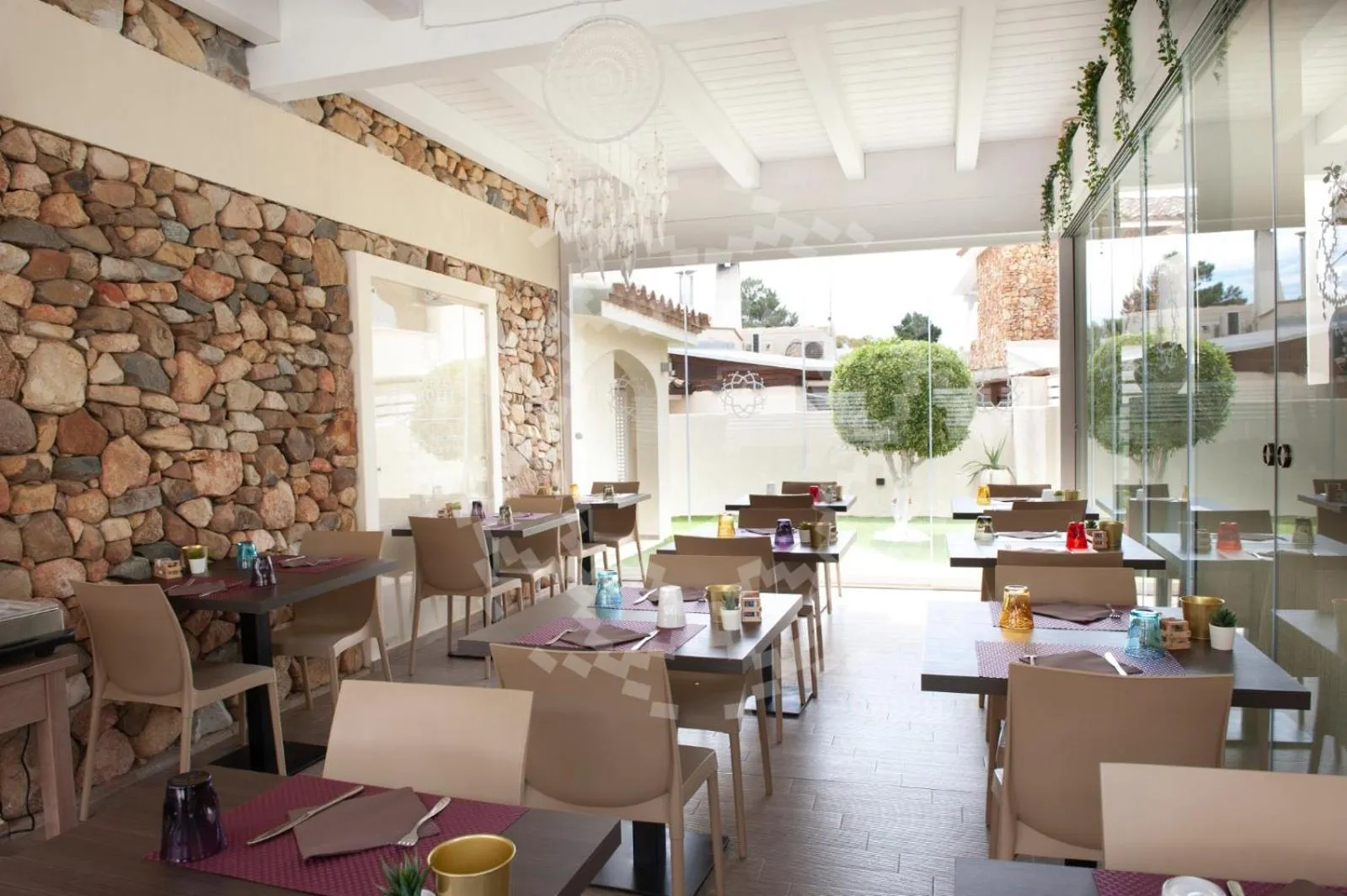 Breakfast in Suimi's Hotel