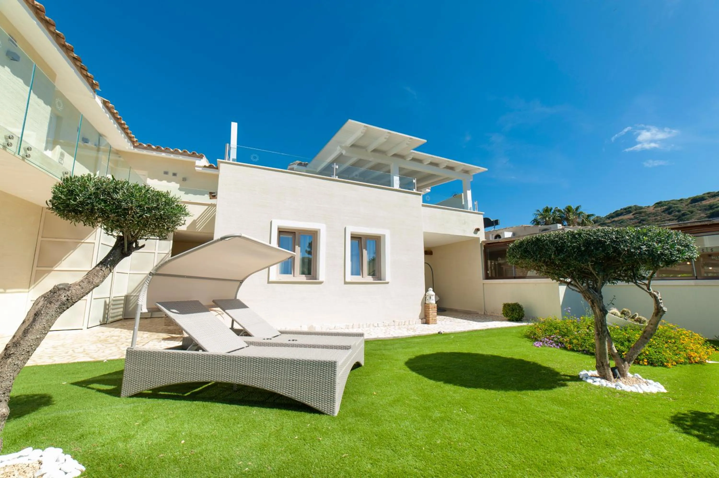 Garden in Suimi's Hotel