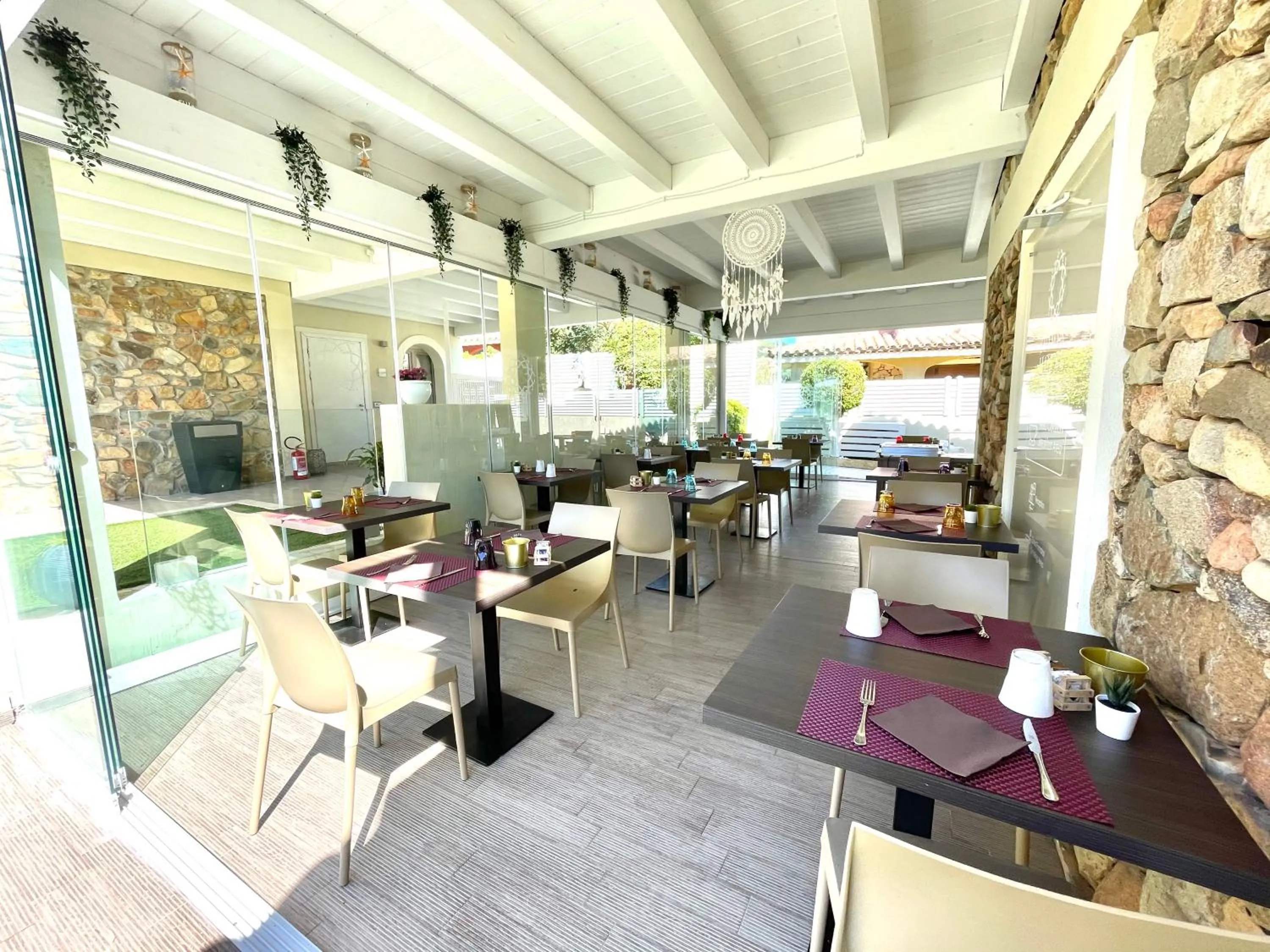 Breakfast in Suimi's Hotel