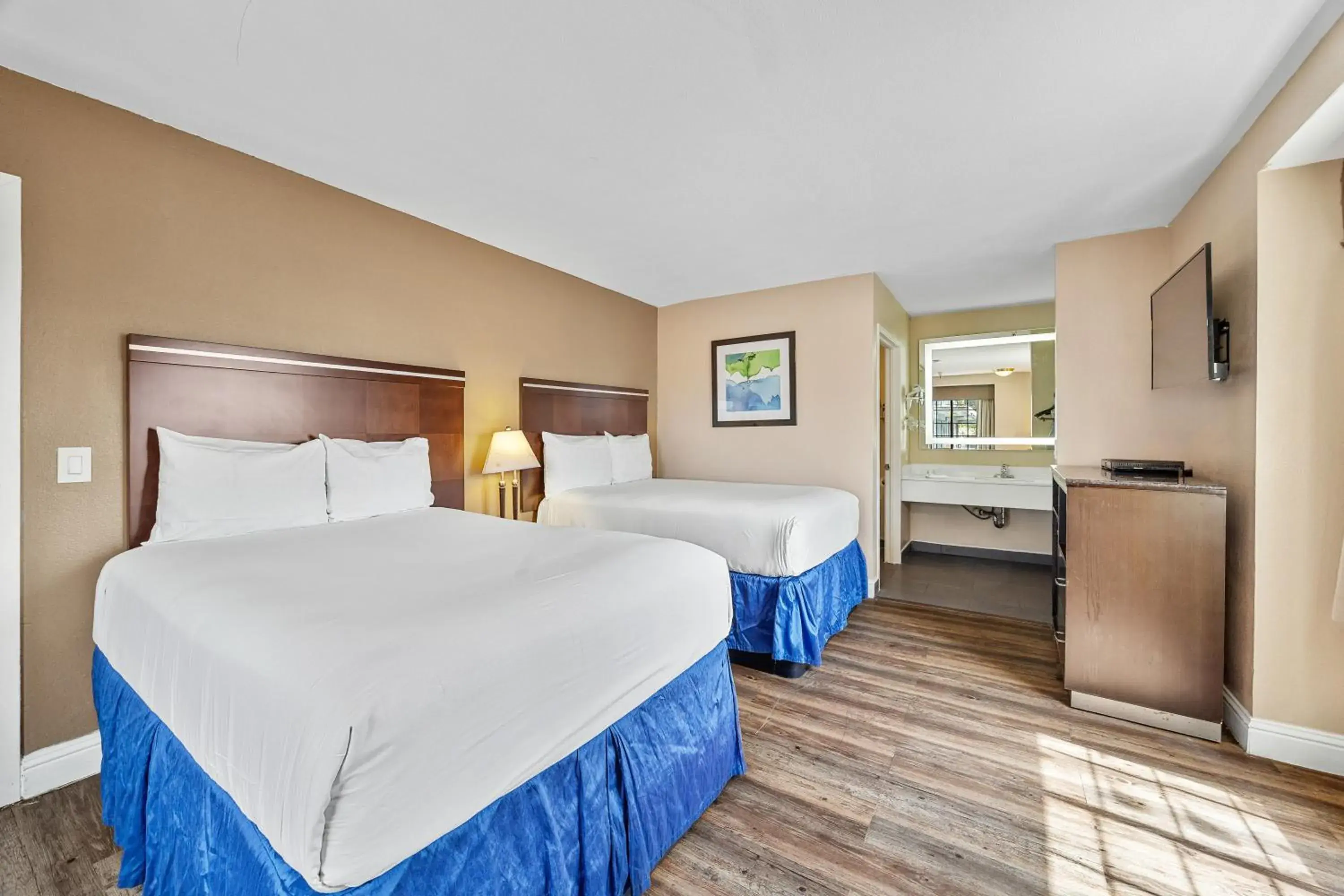 Bed in Executive Inn Bed in Executive Inn