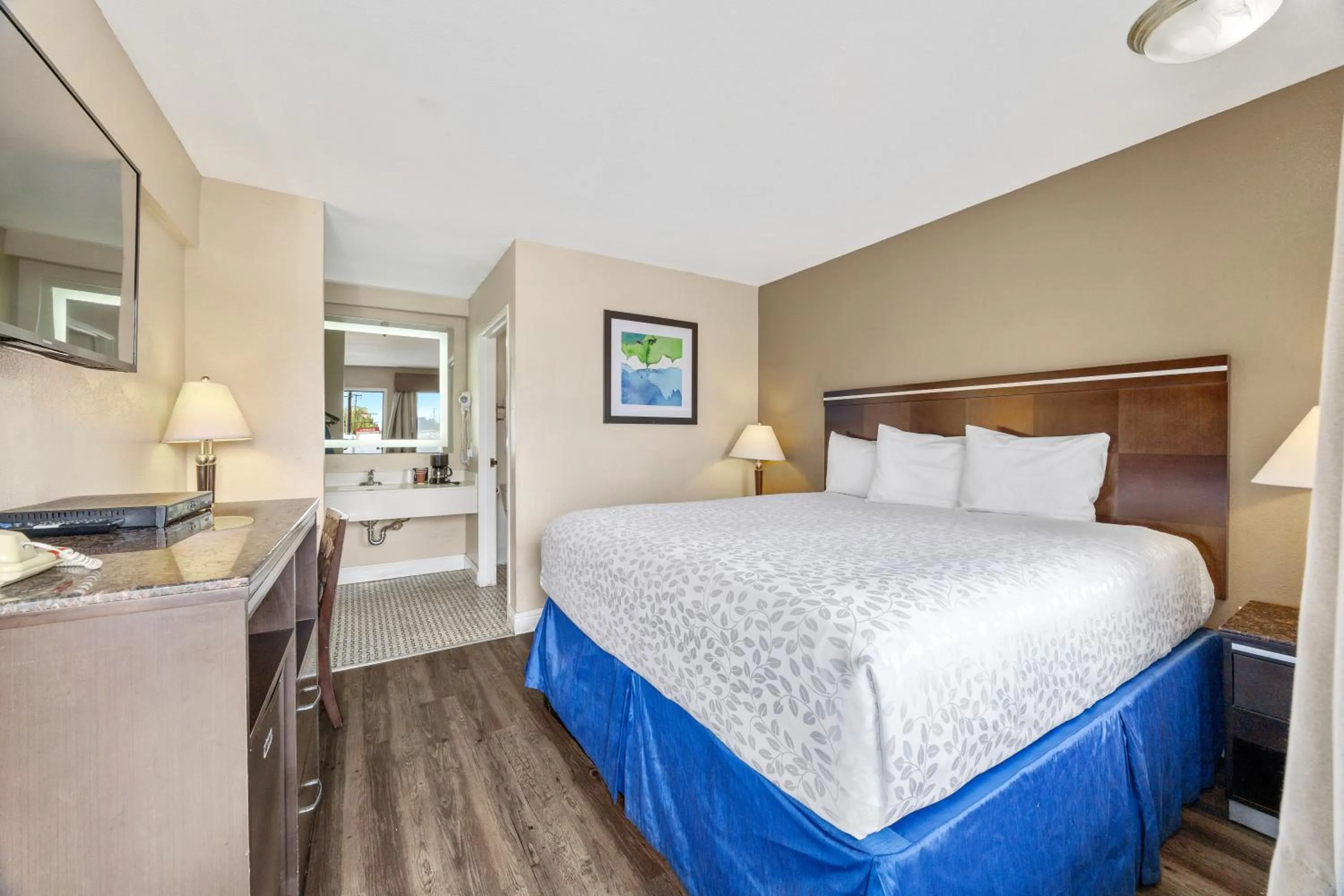 Bed in Executive Inn