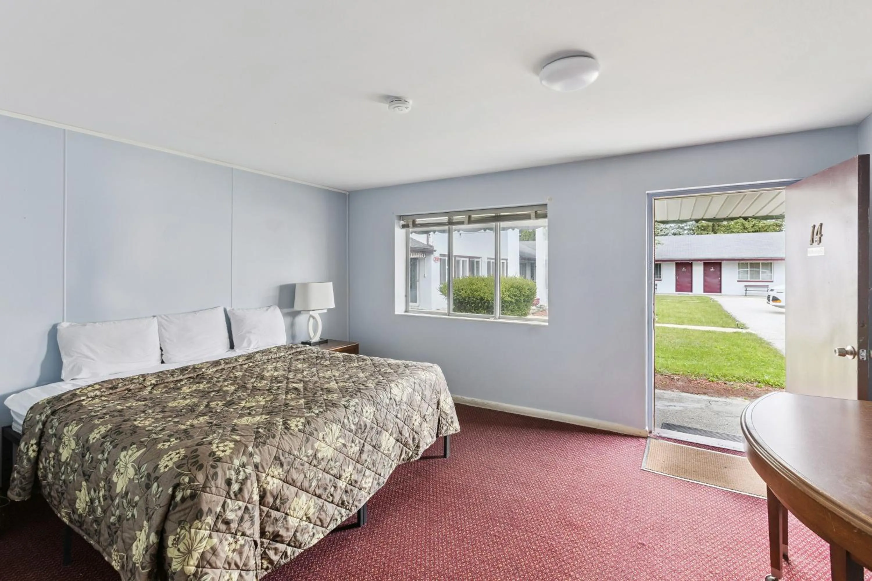 Bedroom, Bed in Heidelberg Motel by Capital O Bridgeport Frankenmuth I 75