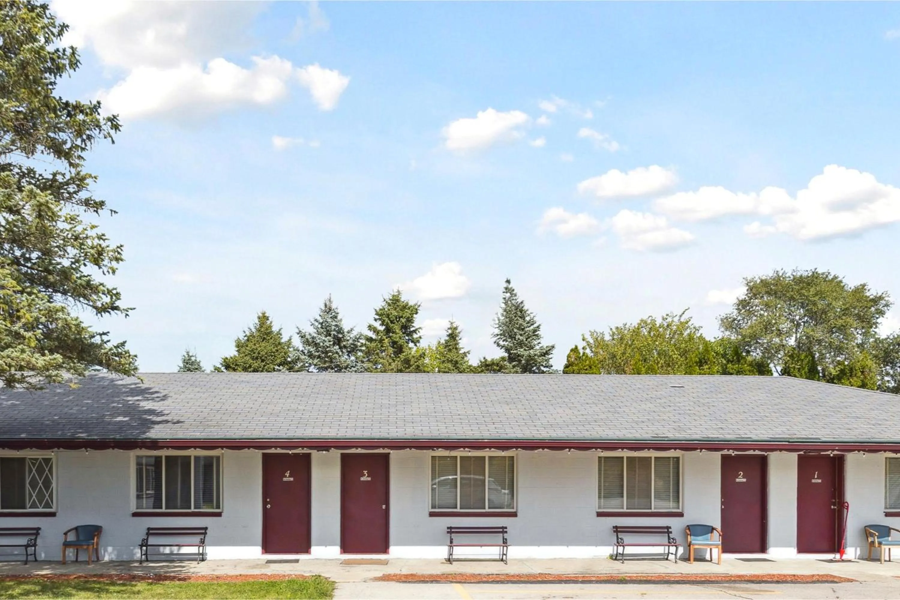 Property building in Heidelberg Motel by Capital O Bridgeport Frankenmuth I 75