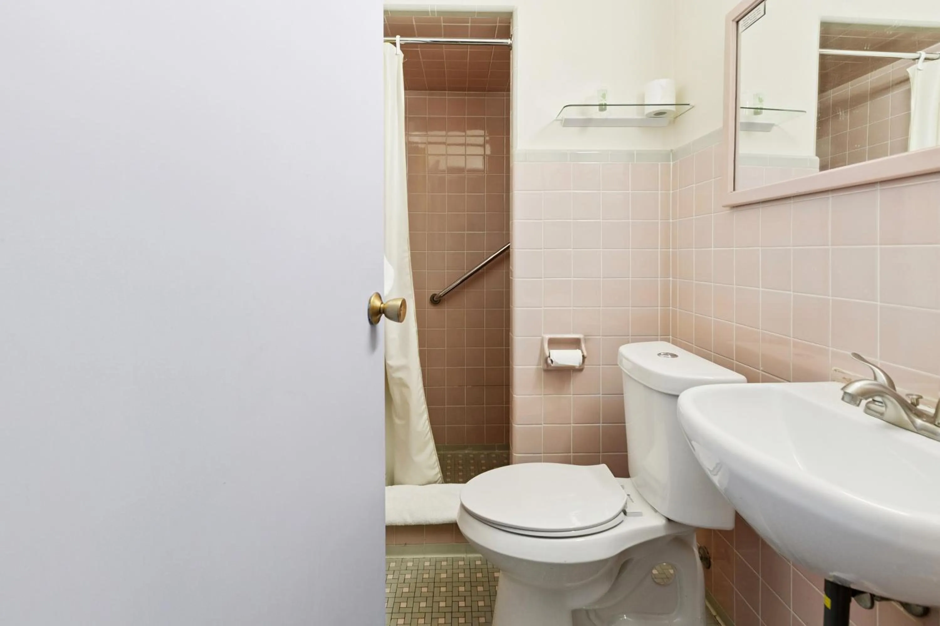 Bathroom in Heidelberg Motel by Capital O Bridgeport Frankenmuth I 75