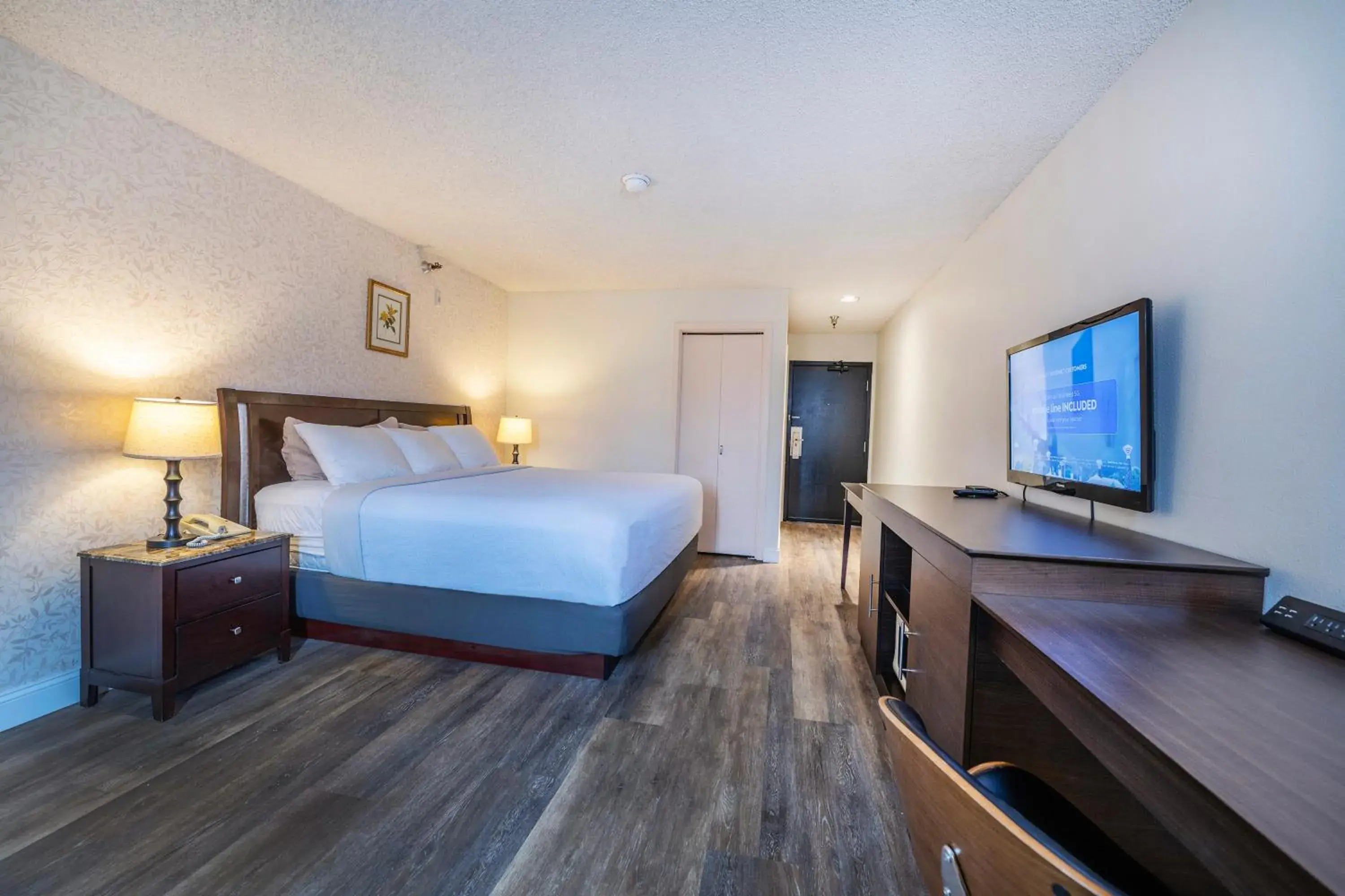 Standard King Room in Hotel International Standard King Room in Hotel International