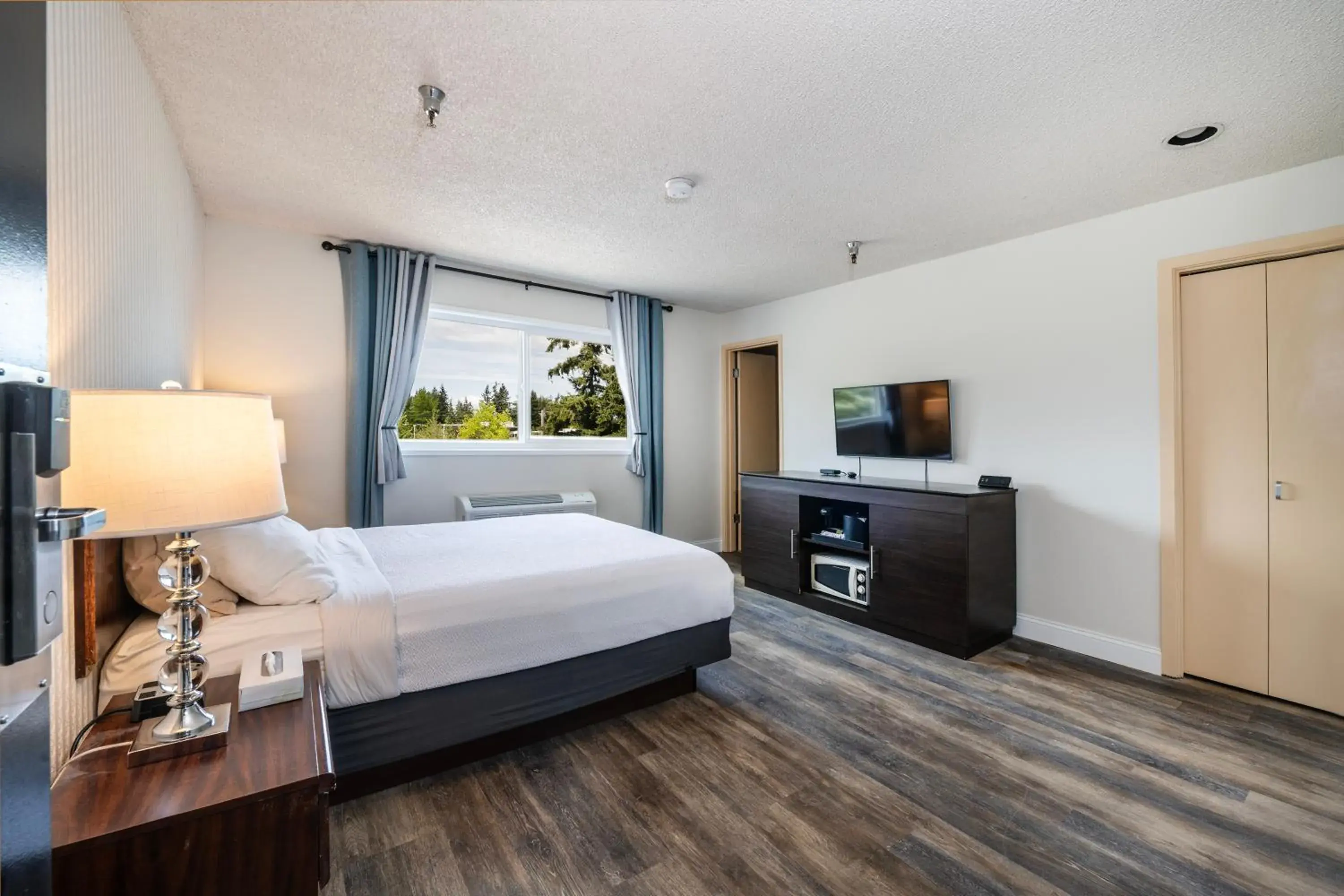 Queen Room in Hotel International Queen Room in Hotel International