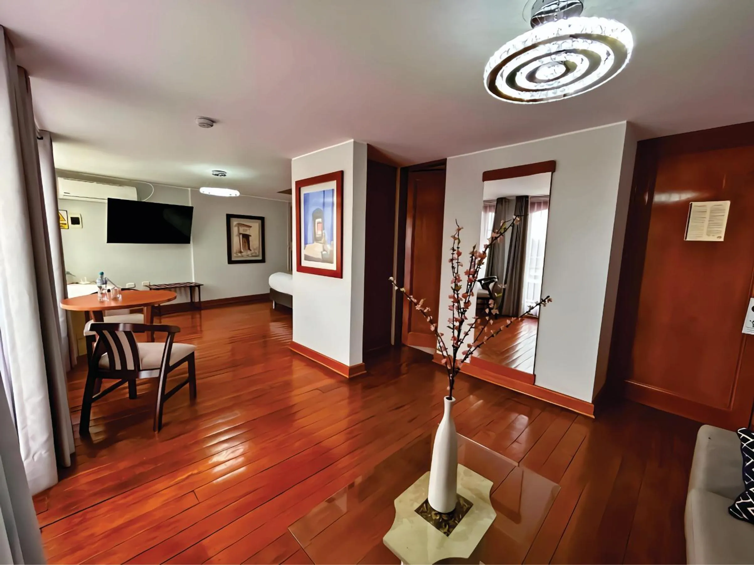 Living room in Hotel Fundador by Robles